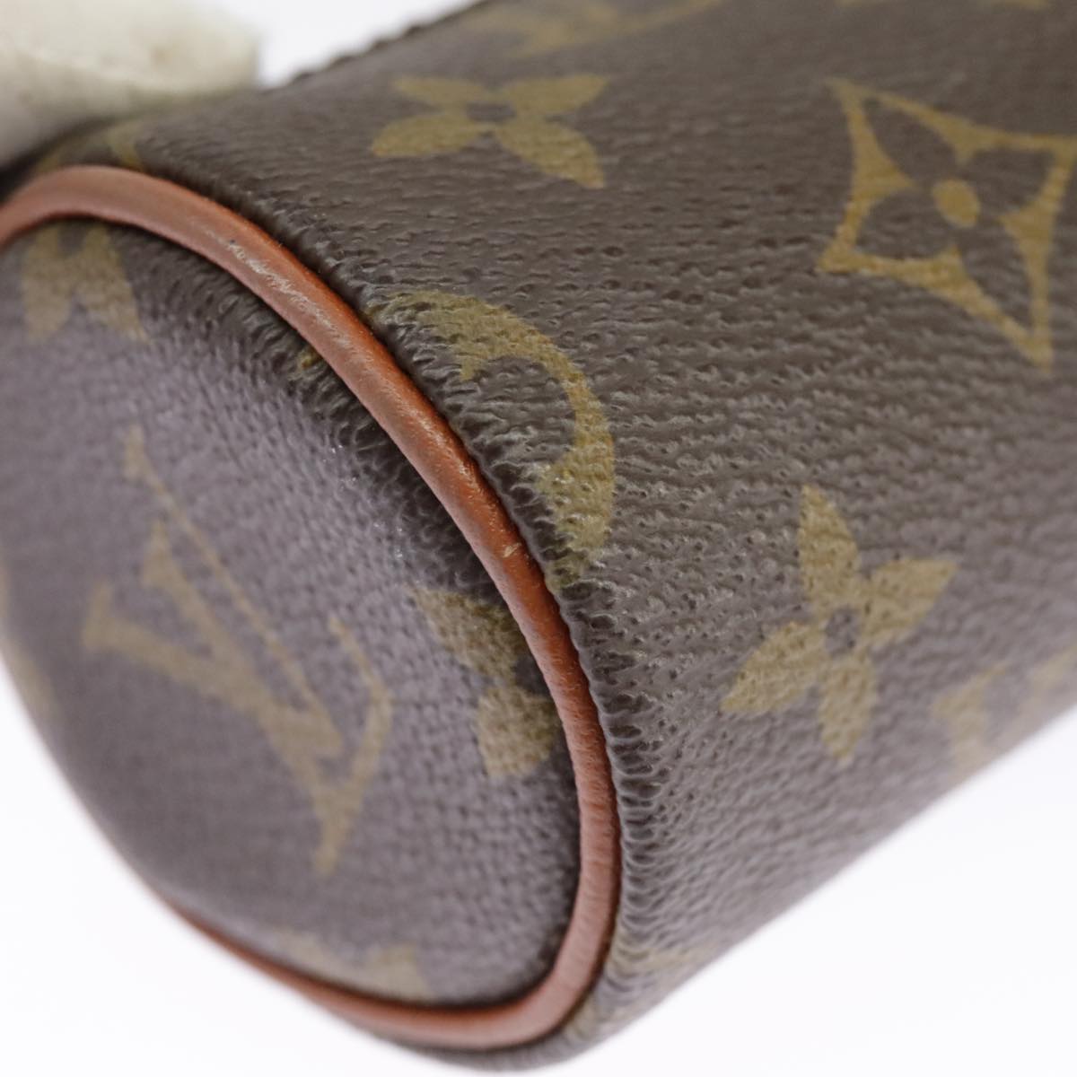 LOUIS VUITTON Monogram Papillon Pouch LV Auth 98497