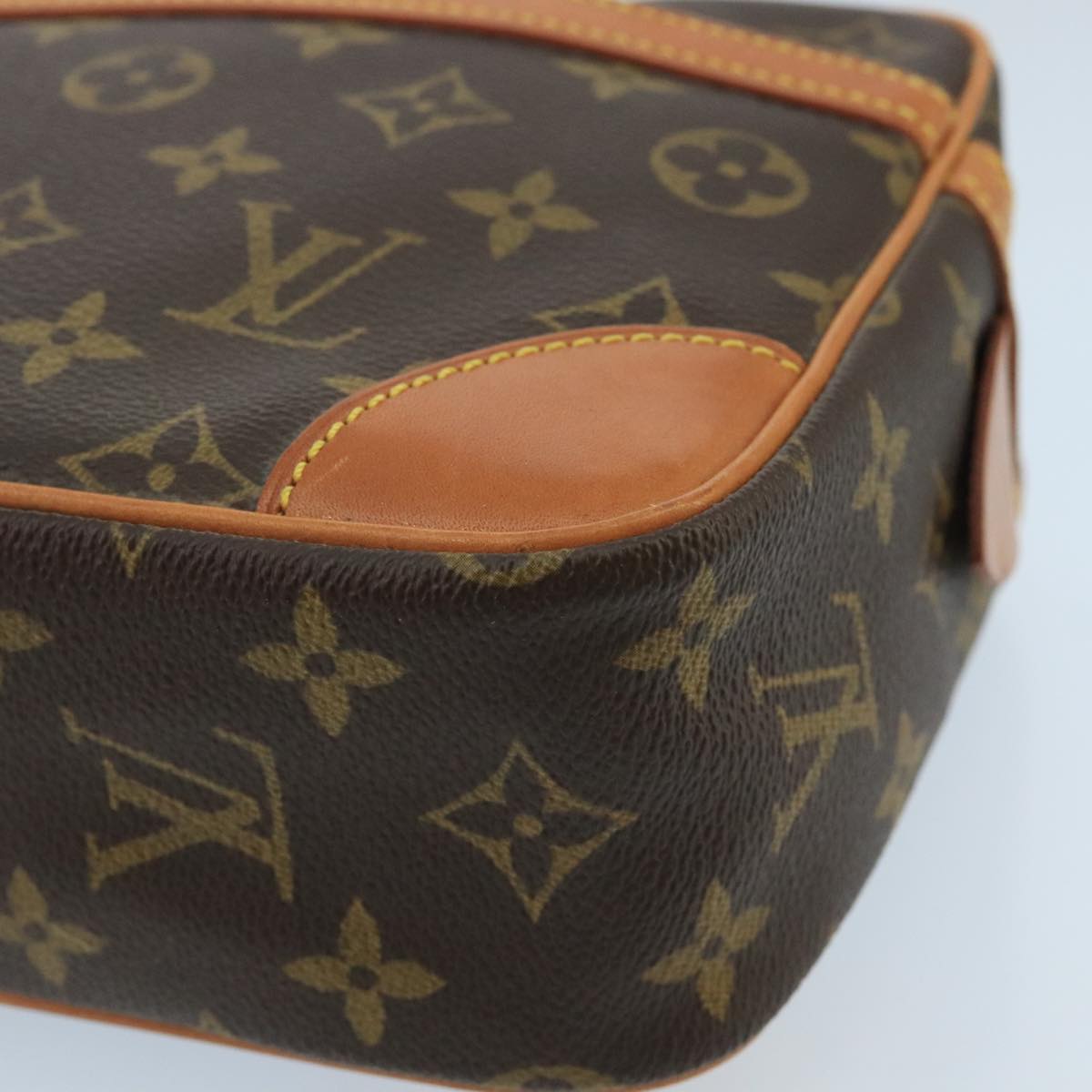 LOUIS VUITTON Monogram Compiegne 28 Clutch Bag M51845 LV Auth 98511