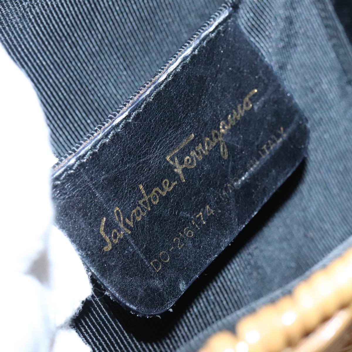 Salvatore Ferragamo Gancini Hand Bag Wicker Beige Gold Auth 98528AM