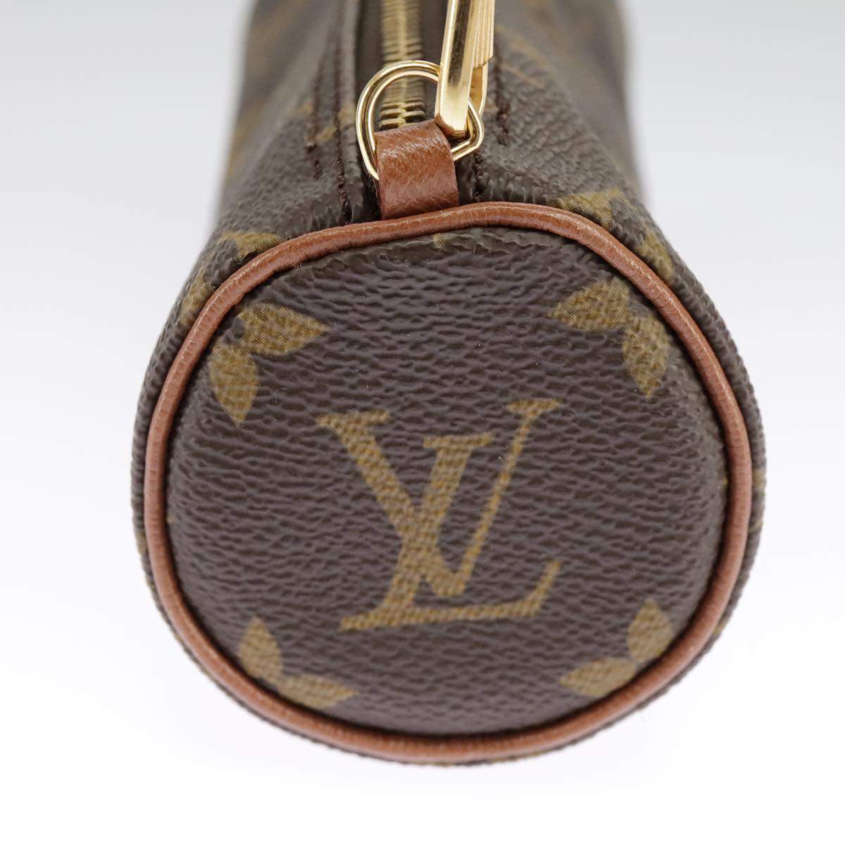 LOUIS VUITTON Monogram Papillon Pouch LV Auth 98549