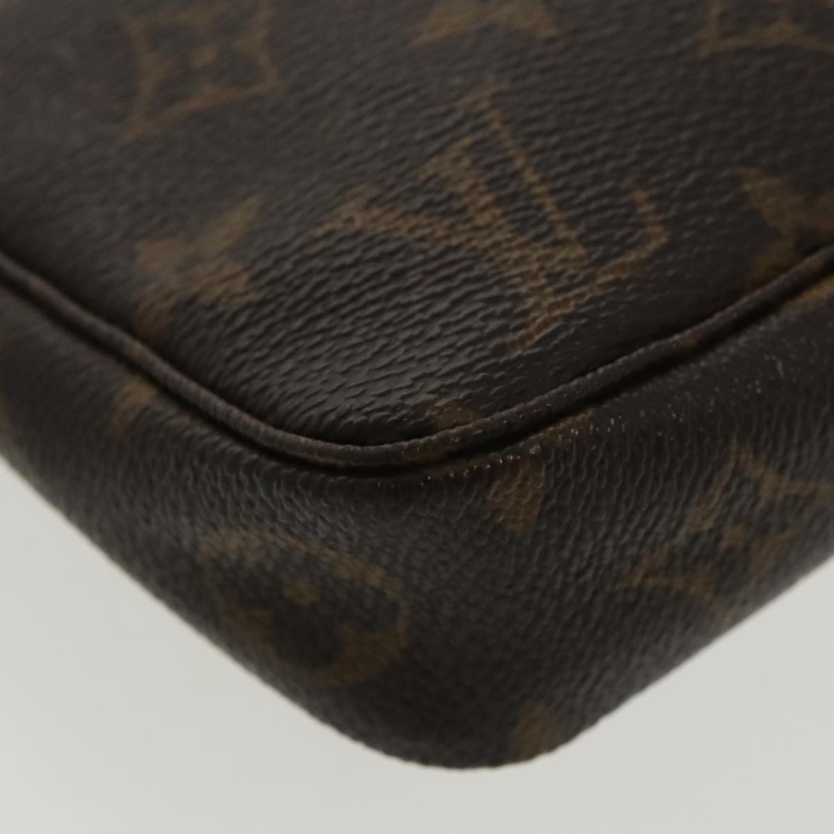 LOUIS VUITTON Monogram Pochette Accessoires Pouch M51980 LV Auth 98644