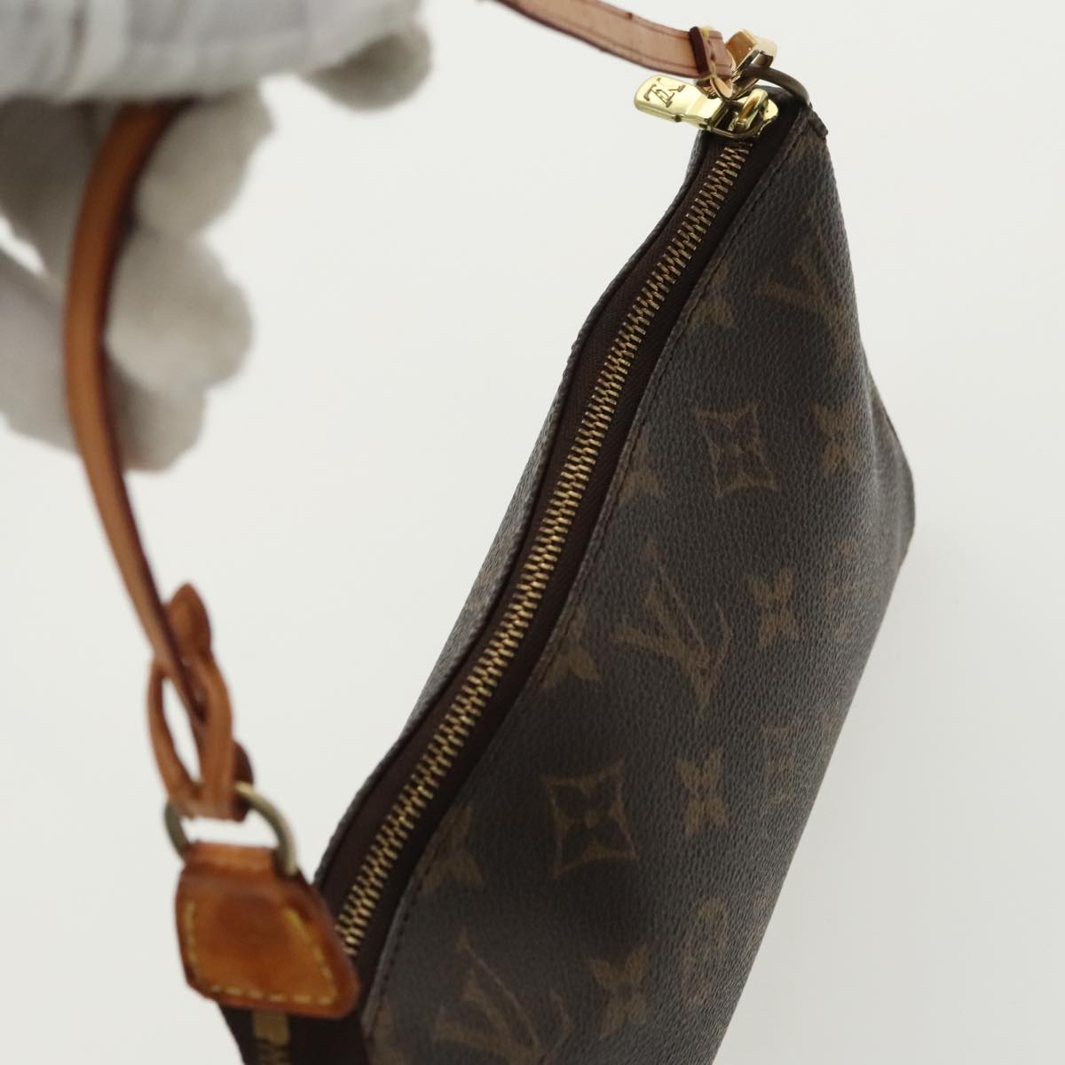 LOUIS VUITTON Monogram Pochette Accessoires Pouch M51980 LV Auth 98644