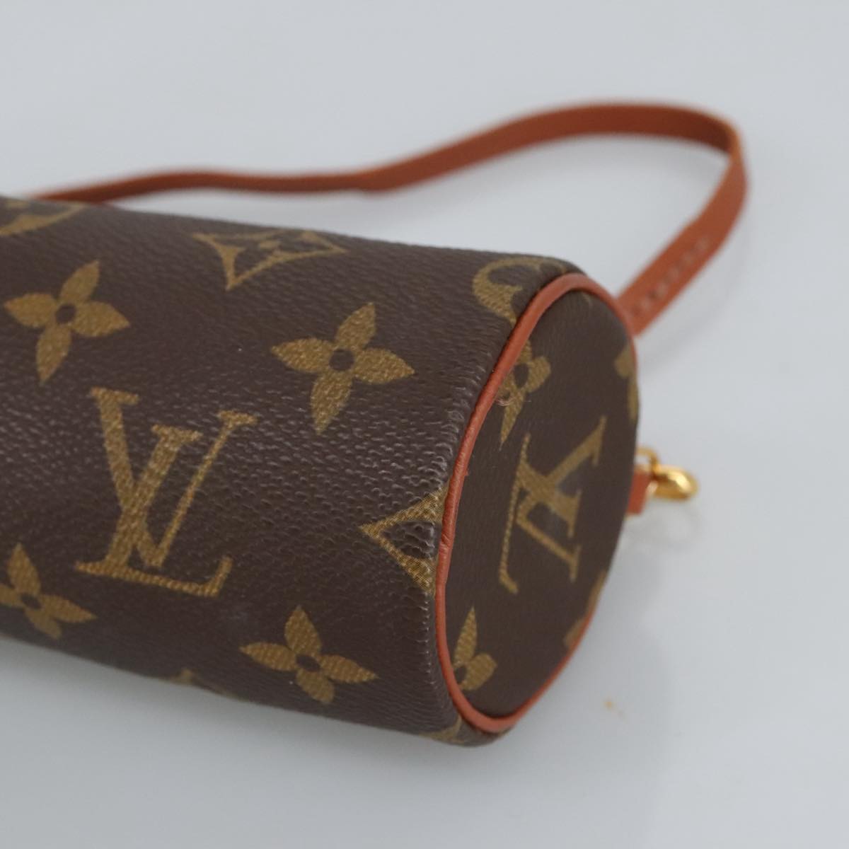 LOUIS VUITTON Monogram Papillon Pouch LV Auth 98703