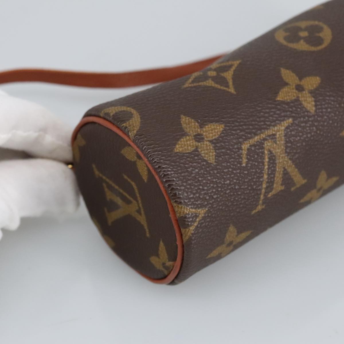 LOUIS VUITTON Monogram Papillon Pouch LV Auth 98703