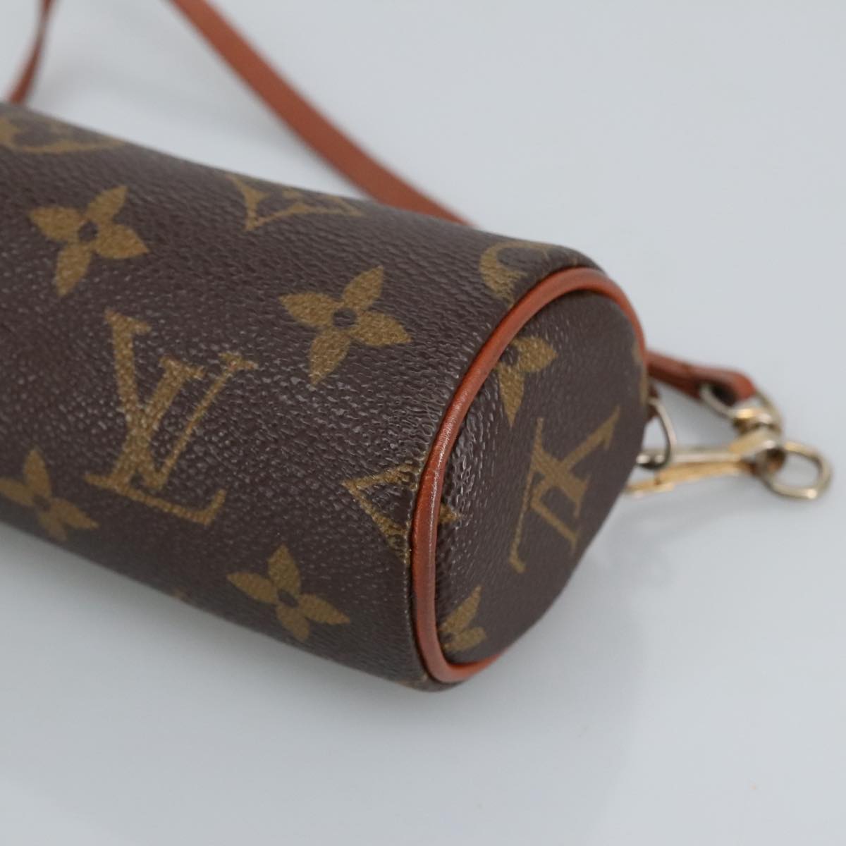 LOUIS VUITTON Monogram Papillon Pouch LV Auth 98730