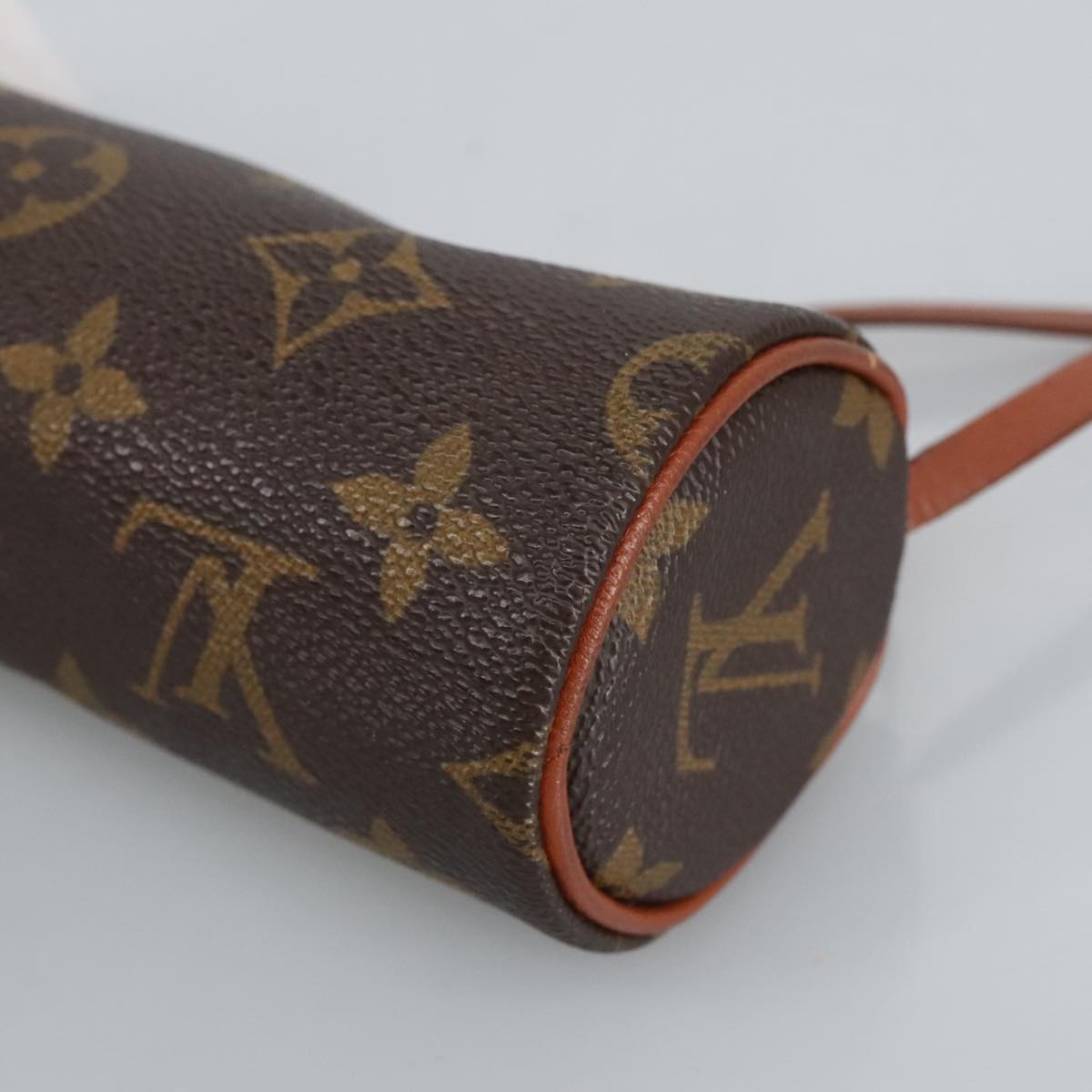 LOUIS VUITTON Monogram Papillon Pouch LV Auth 98730