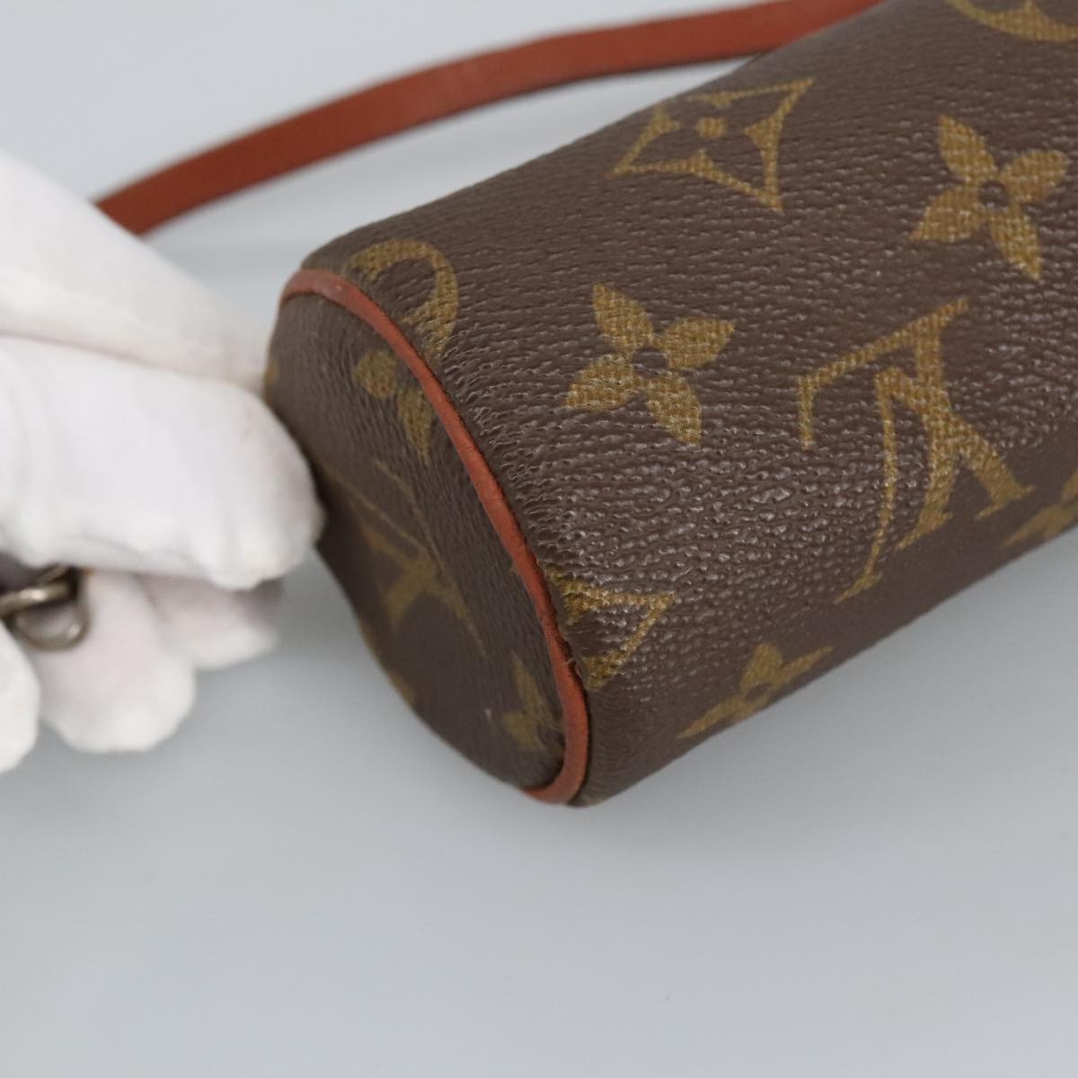 LOUIS VUITTON Monogram Papillon Pouch LV Auth 98756