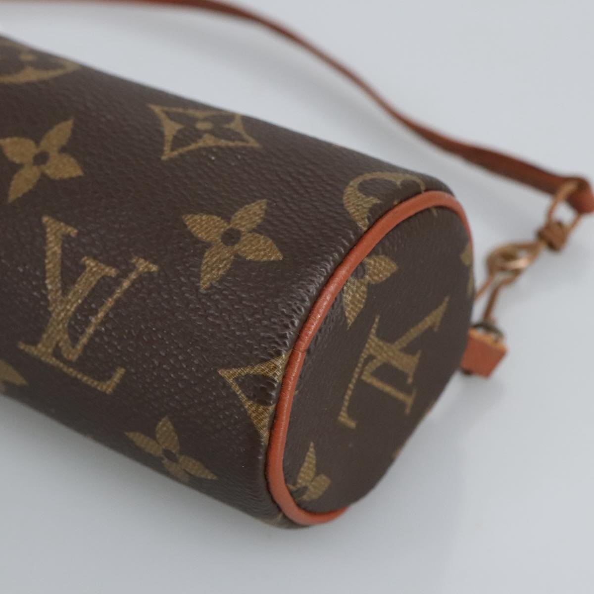 LOUIS VUITTON Monogram Papillon Pouch LV Auth 98758