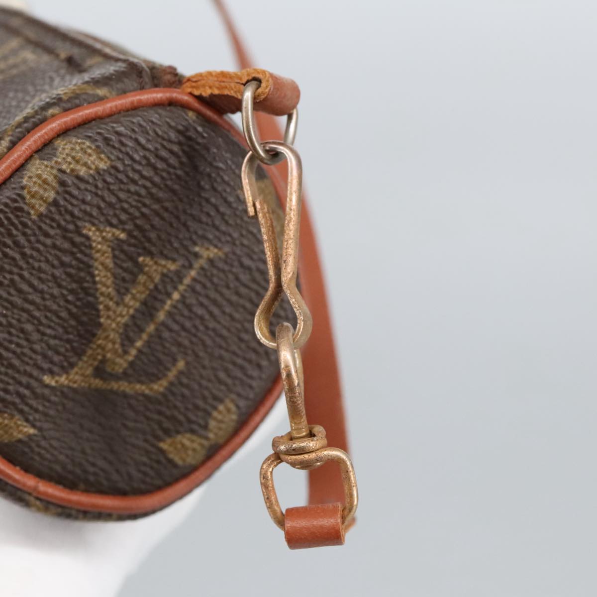 LOUIS VUITTON Monogram Papillon Pouch LV Auth 98758