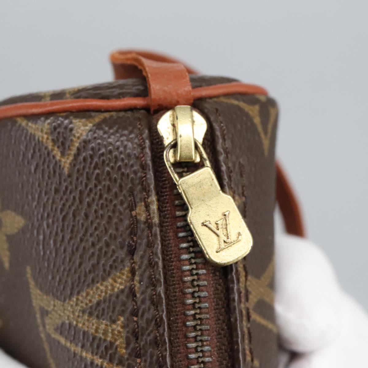 LOUIS VUITTON Monogram Papillon Pouch LV Auth 98758