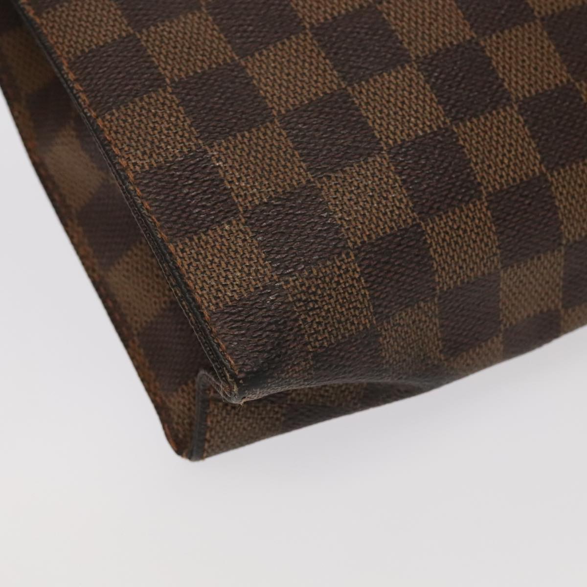 LOUIS VUITTON Damier Ebene Poche Toilette 26 Pouch N47543 LV Auth 98899