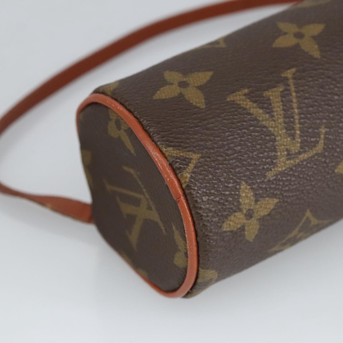 LOUIS VUITTON Monogram Papillon Pouch LV Auth 98978