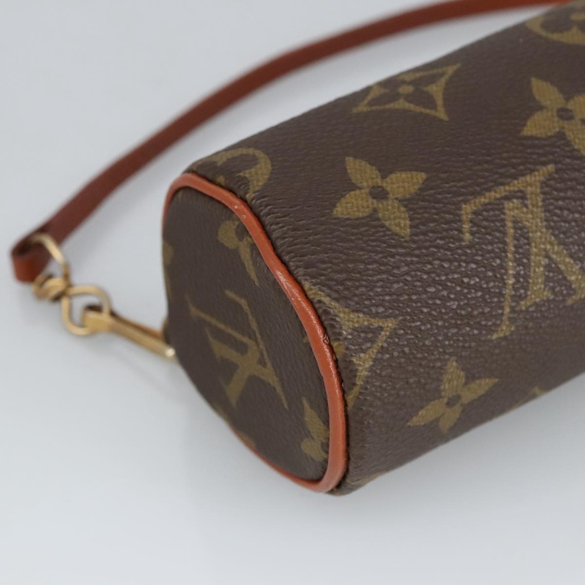 LOUIS VUITTON Monogram Papillon Pouch LV Auth 98978