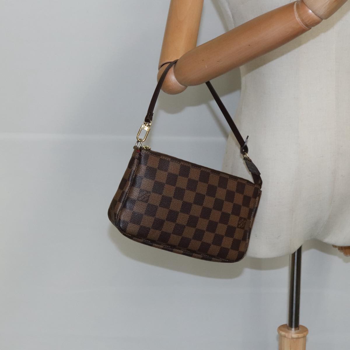 LOUIS VUITTON Damier Ebene Pochette Accessoires Pouch N41206 LV Auth 99254