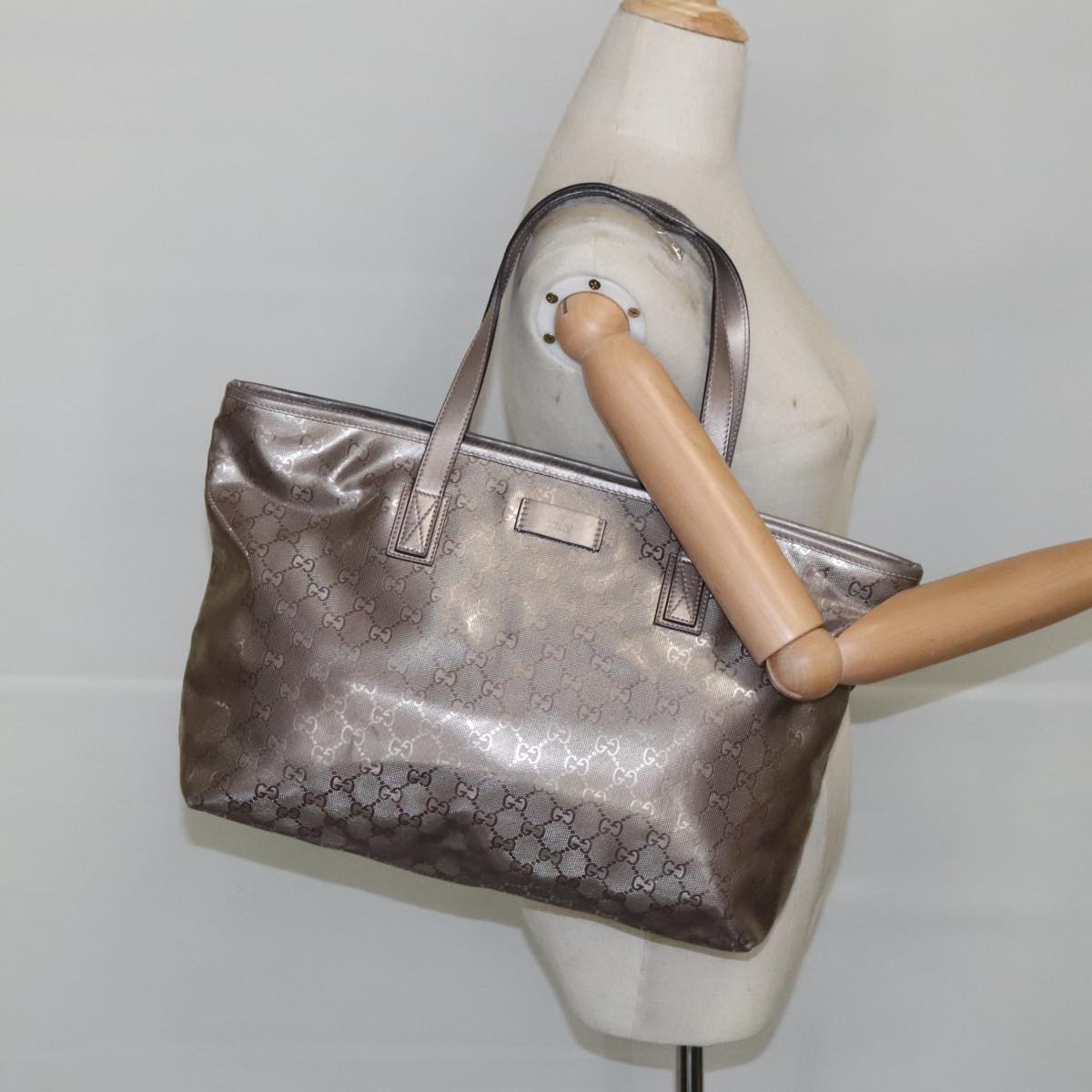 GUCCI GG Canvas Shoulder Bag Gray 327787 Auth 99346