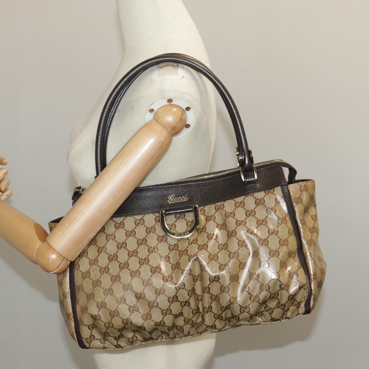 GUCCI GG Crystal Shoulder Bag Beige Gold 327787 Auth 99347