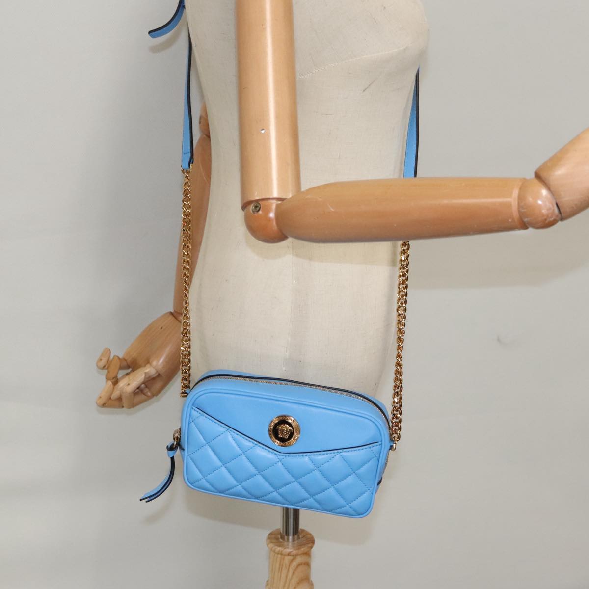 VERSACE Chain Shoulder Bag Leather Light Blue Gold Auth 99392