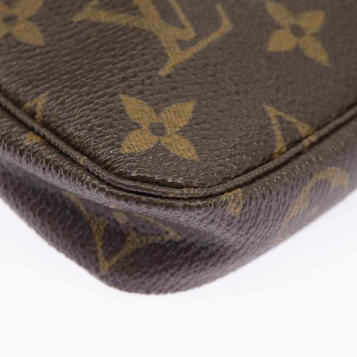 LOUIS VUITTON Monogram Mini Pochette Accessoires Pouch M58009 LV Auth 99402