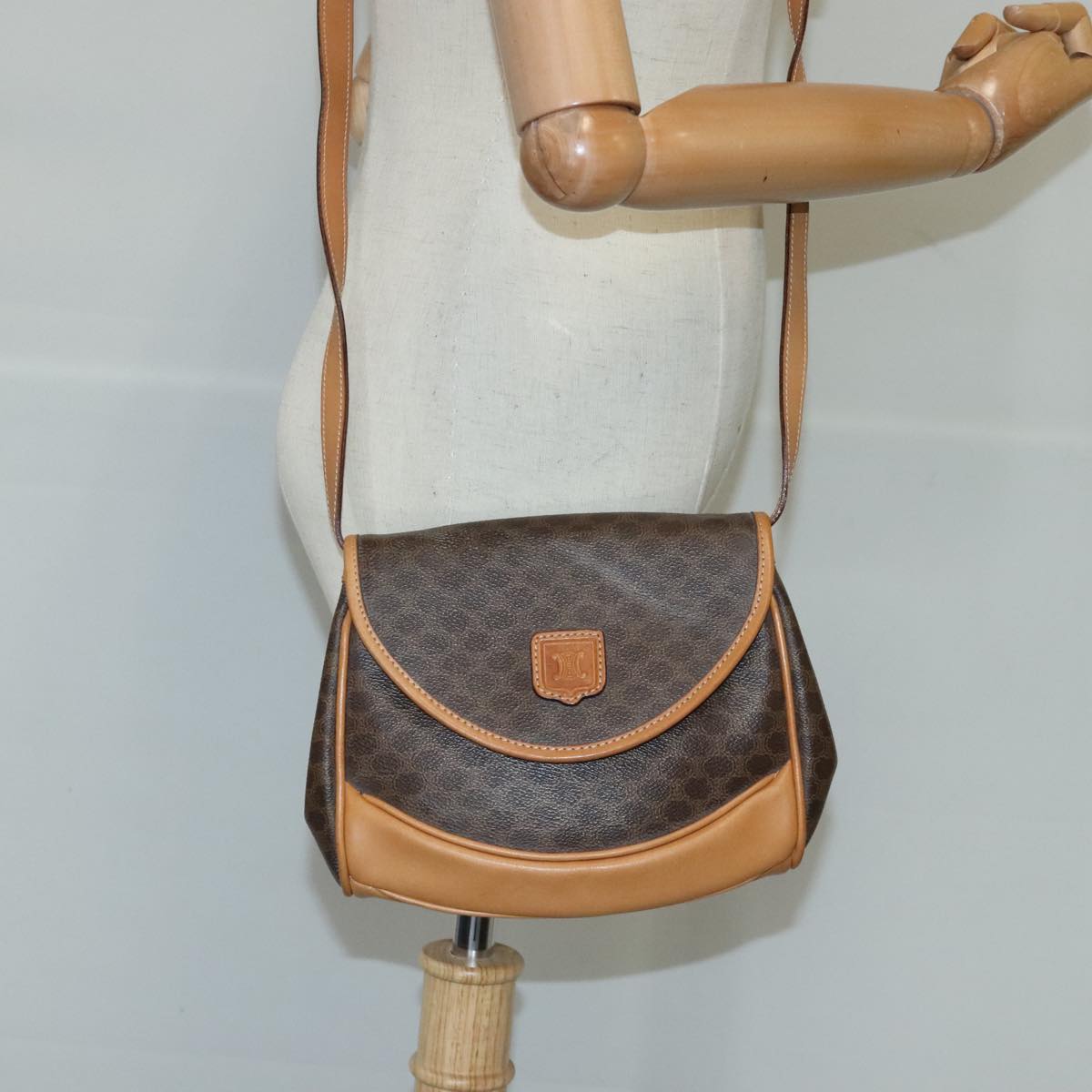 CELINE Macadam Canvas Shoulder Bag Brown Auth 99421