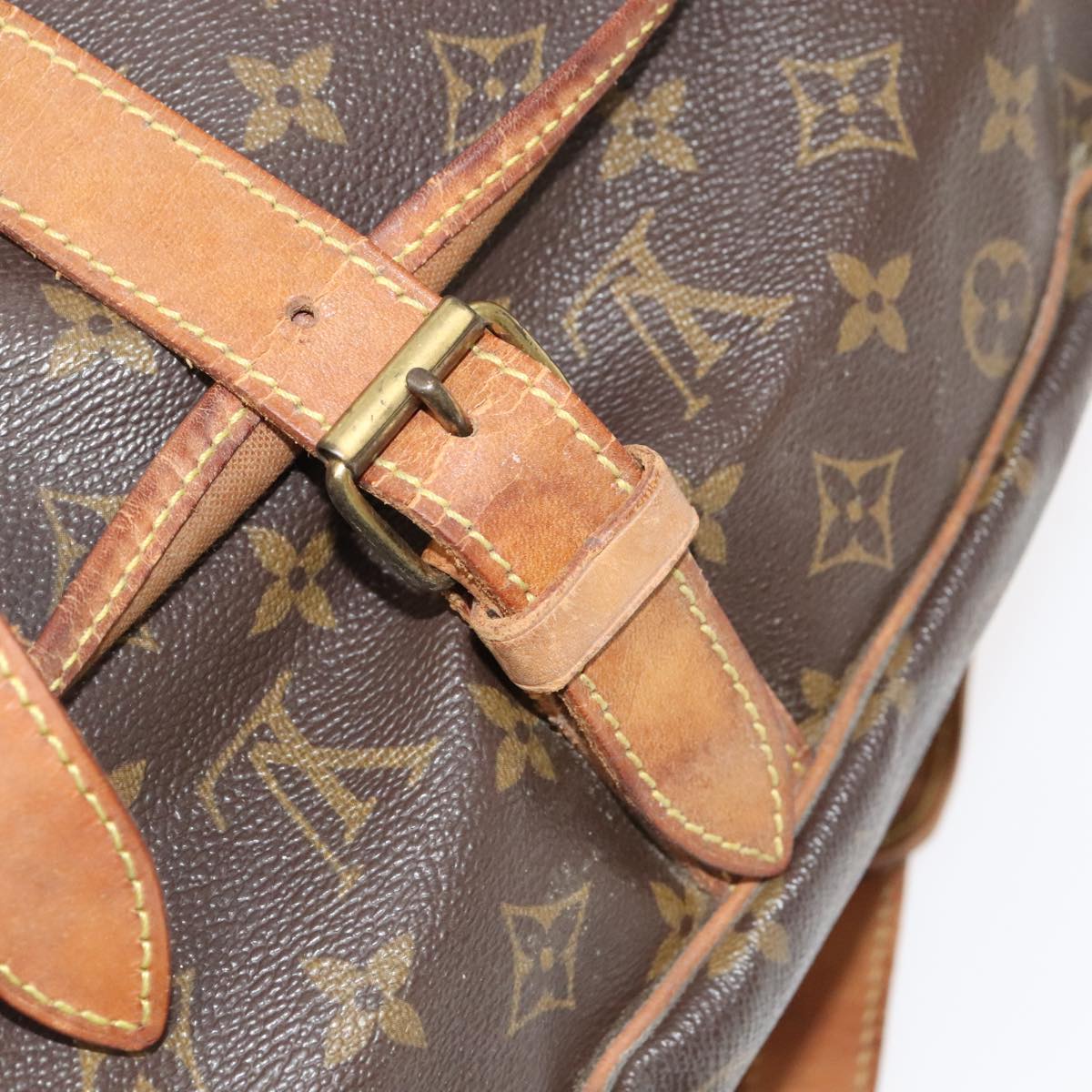 LOUIS VUITTON Monogram Saumur 35 Shoulder Bag M42254 LV Auth 99594