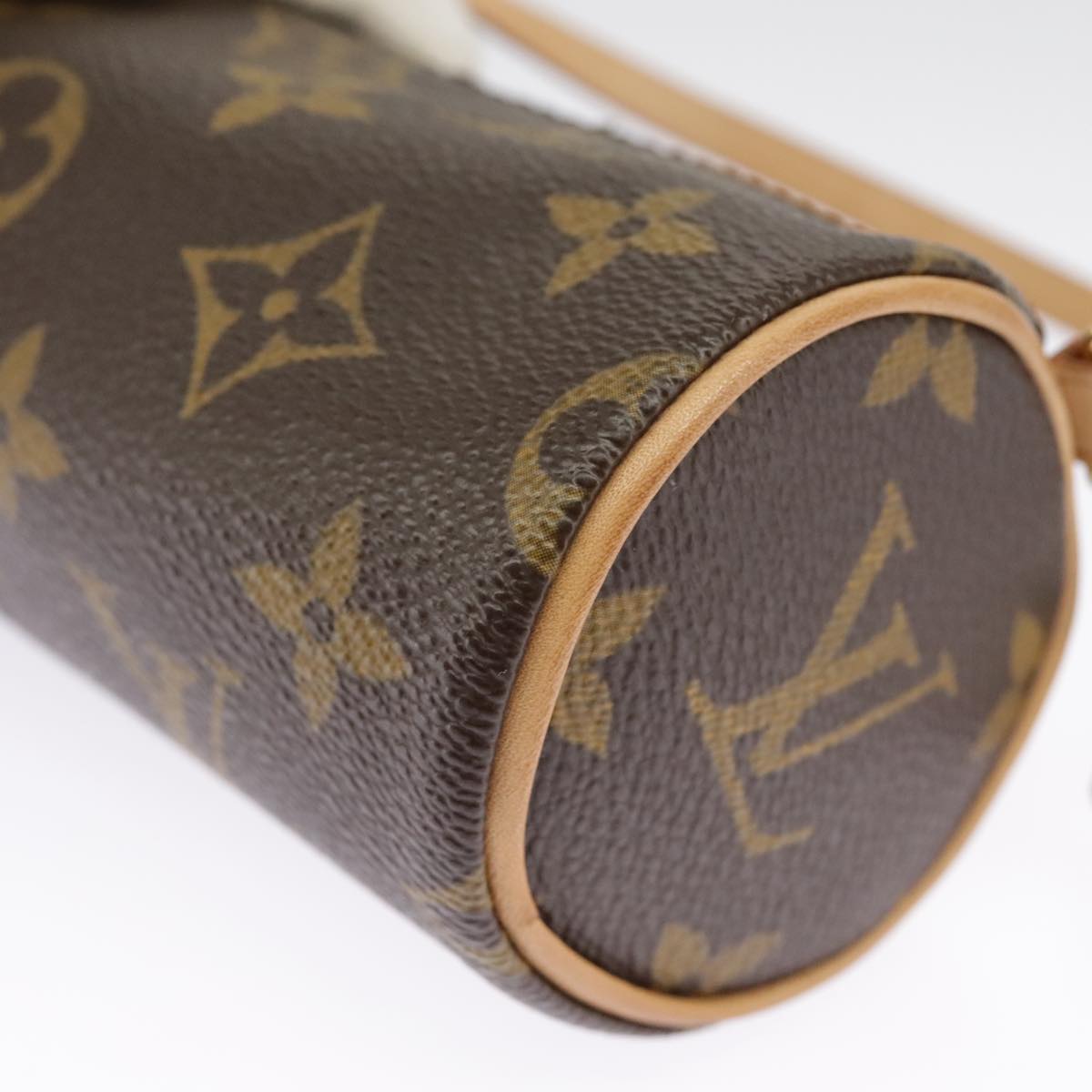 LOUIS VUITTON Monogram Papillon Pouch LV Auth 99629