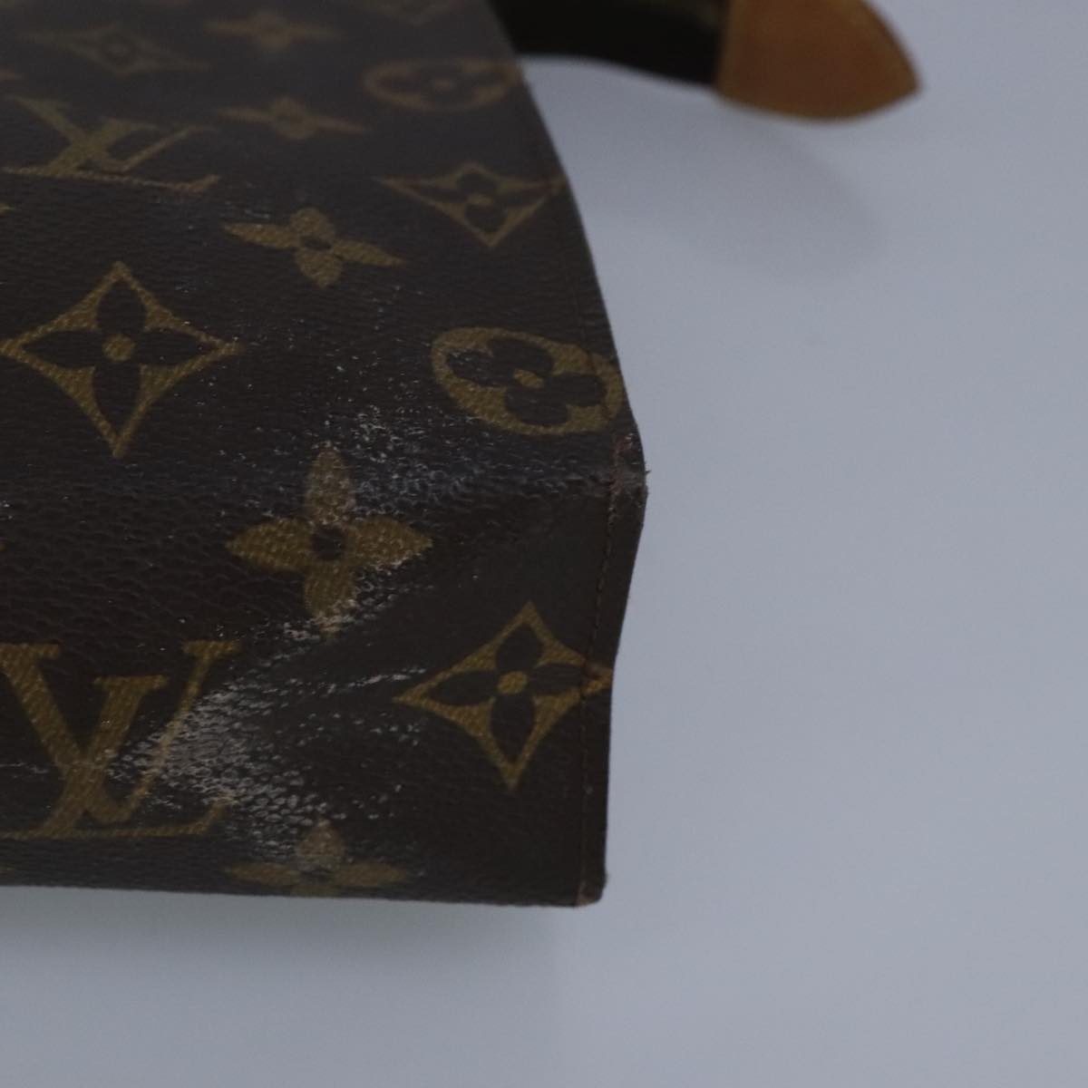 LOUIS VUITTON Monogram Poche Toilette 26 Pouch M47542 LV Auth 99631