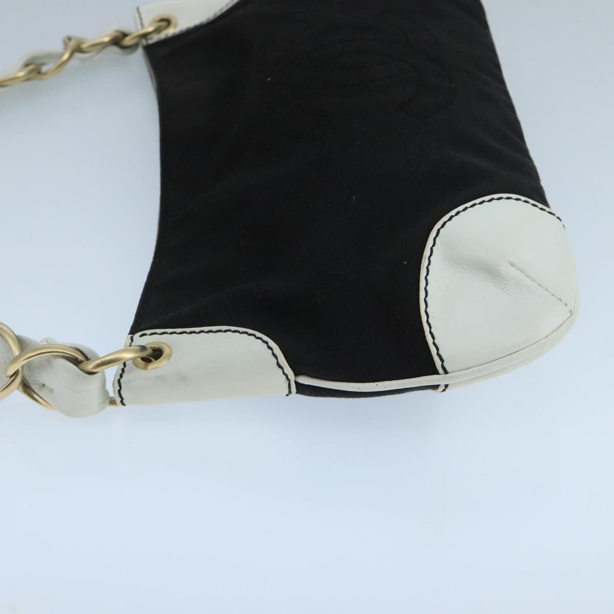 CHANEL Chain Shoulder Bag Canvas Black CC Auth 99679