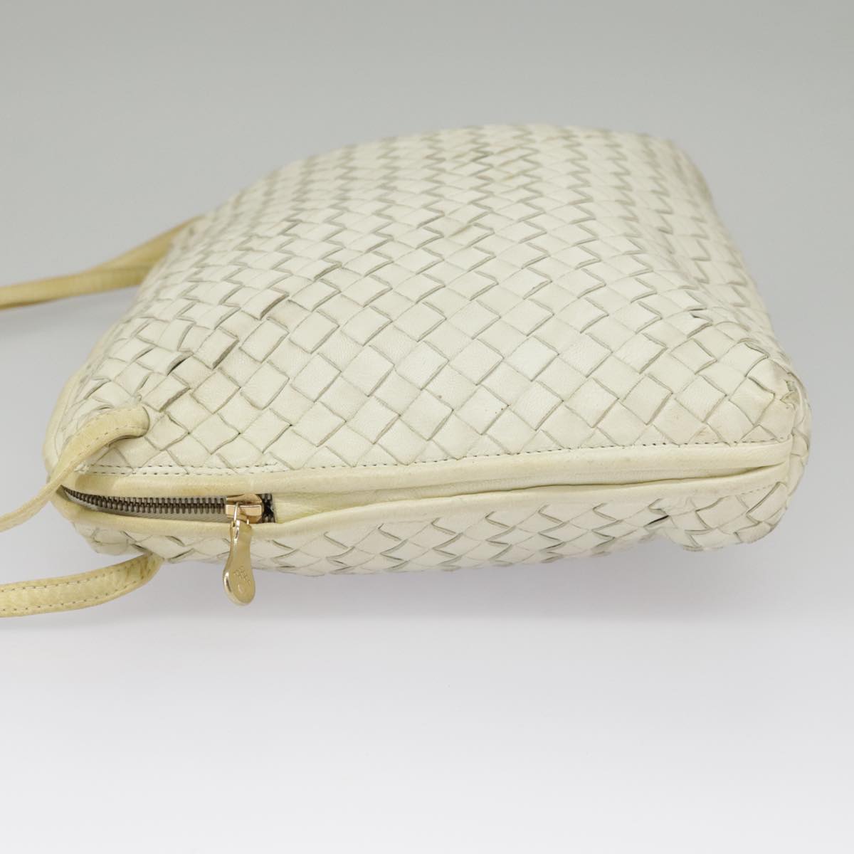 BOTTEGA VENETA INTRECCIATO Shoulder Bag Leather White Auth 99728