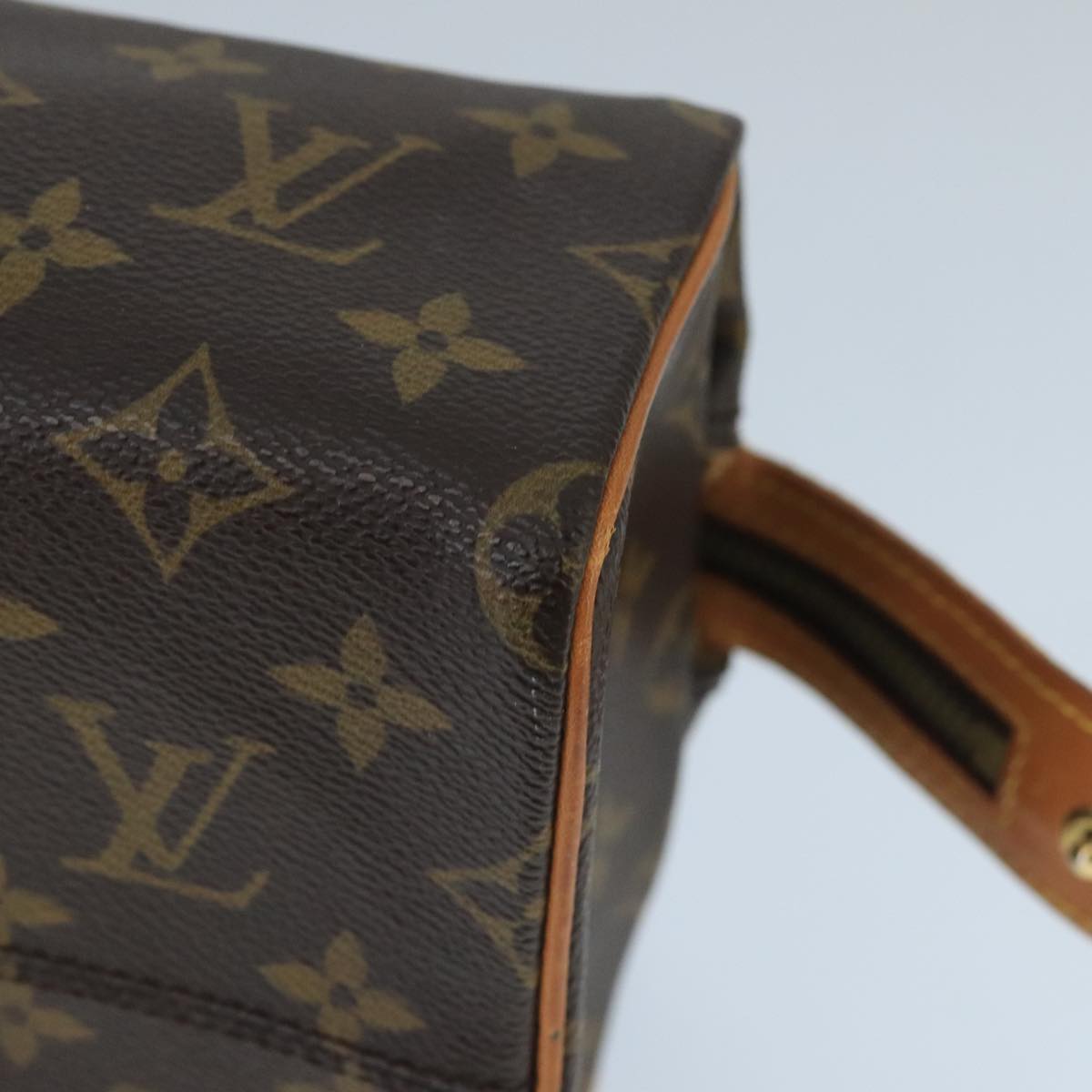 LOUIS VUITTON Monogram Trousse Patte Pression Cosmetic Pouch M47636 Auth 99730