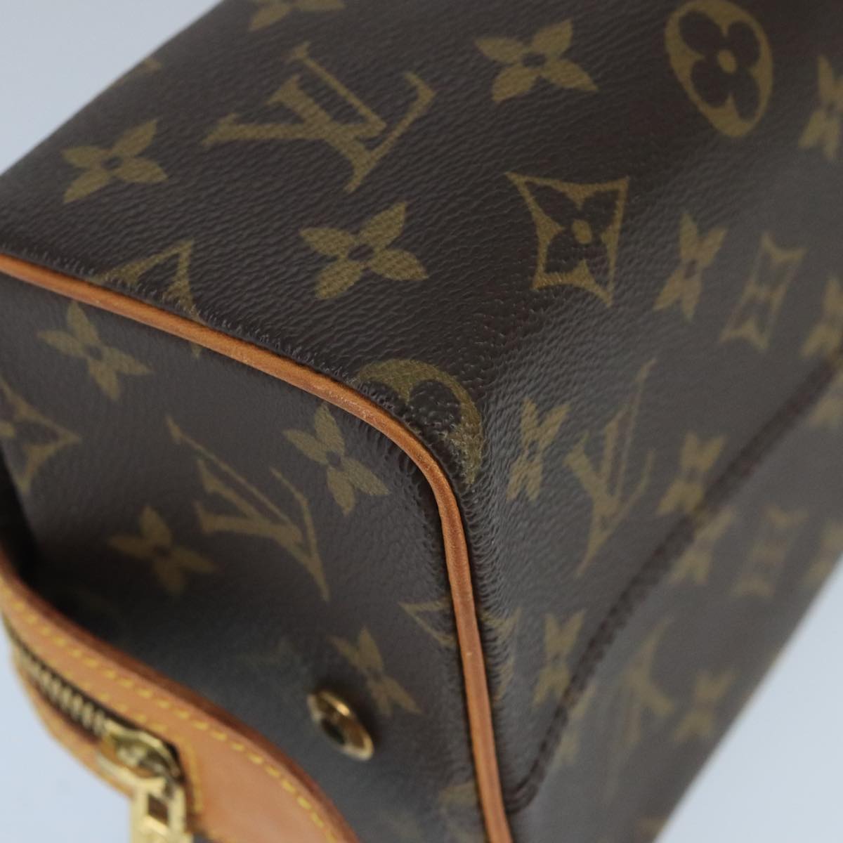 LOUIS VUITTON Monogram Trousse Patte Pression Cosmetic Pouch M47636 Auth 99730