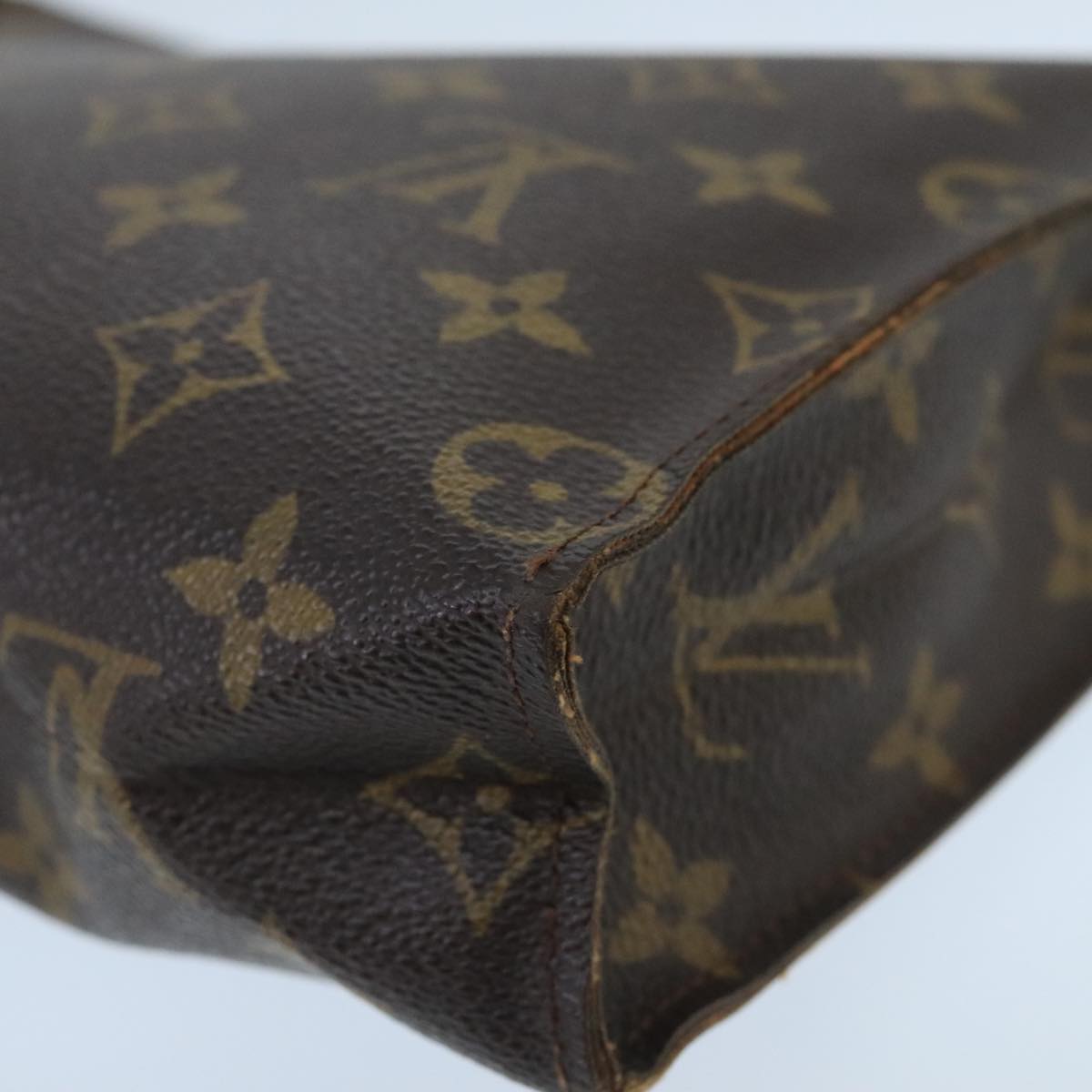 LOUIS VUITTON Monogram Poche Toilette 26 Pouch M47542 LV Auth 99782