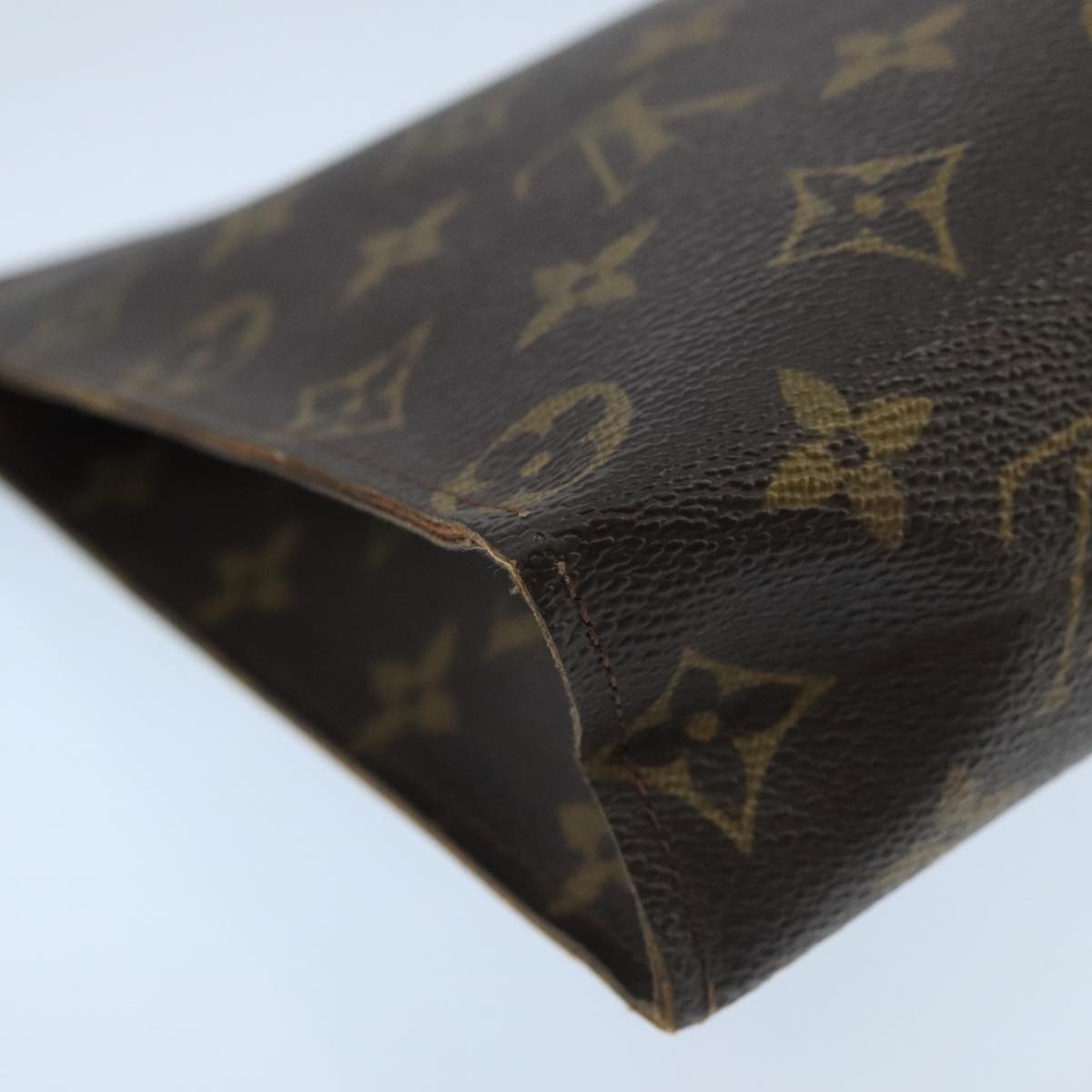 LOUIS VUITTON Monogram Poche Toilette 26 Pouch M47542 LV Auth 99782