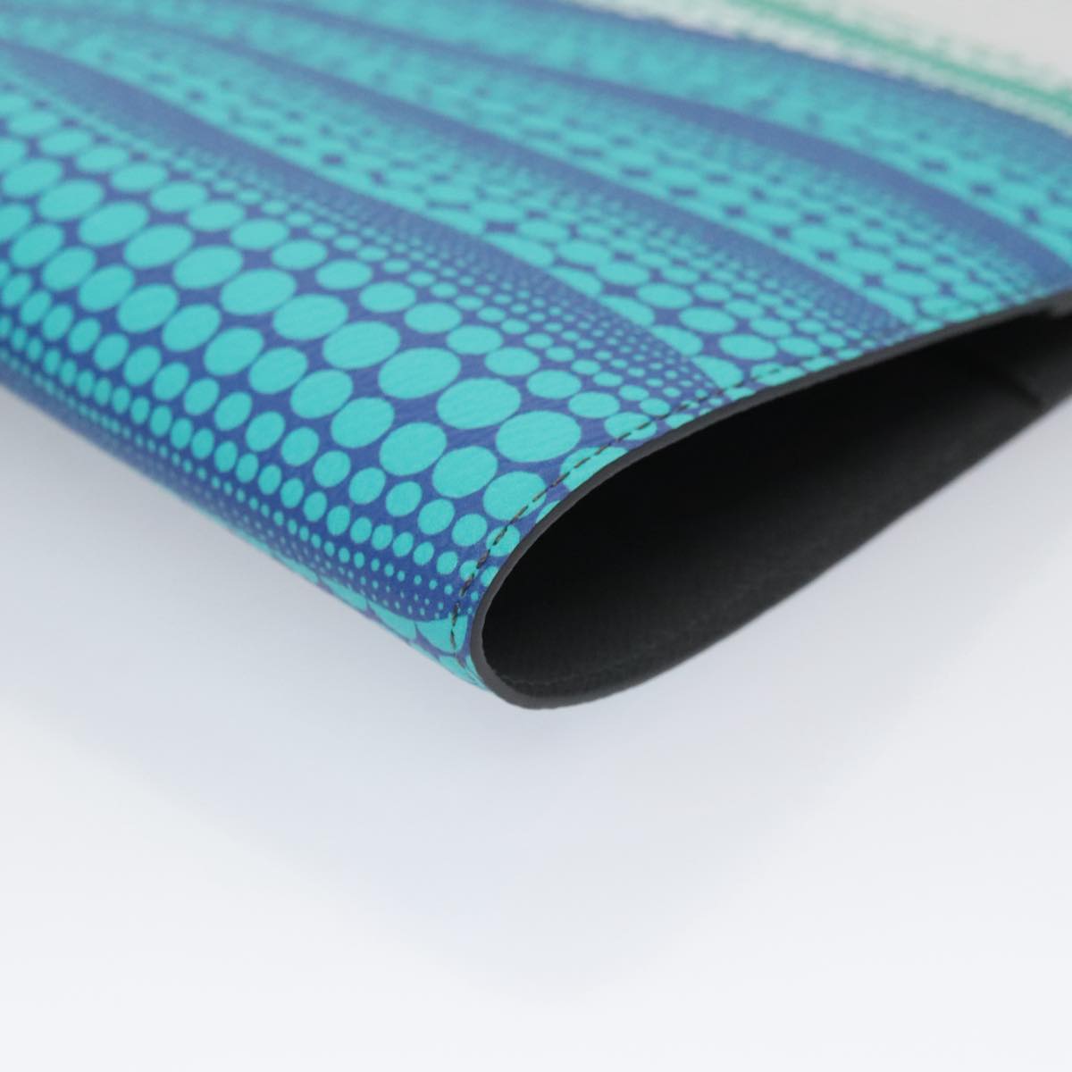 LOUIS VUITTON Monogram Yayoi Kusama Quverture Carnet Note Cover Blue Auth 99815S