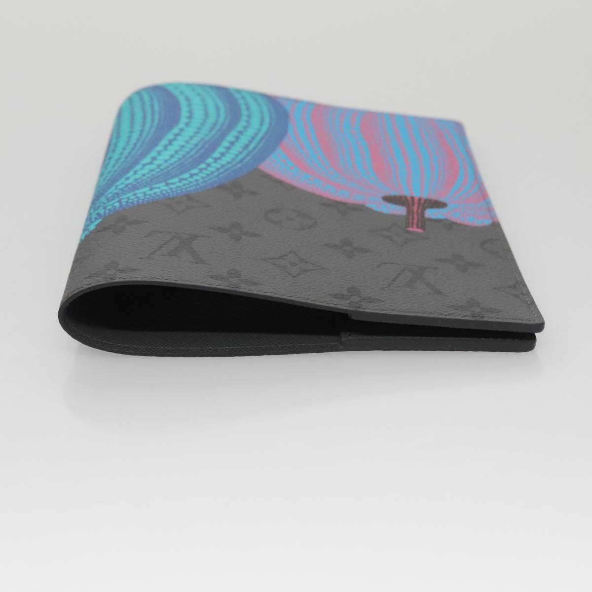 LOUIS VUITTON Monogram Yayoi Kusama Quverture Carnet Note Cover Blue Auth 99815S