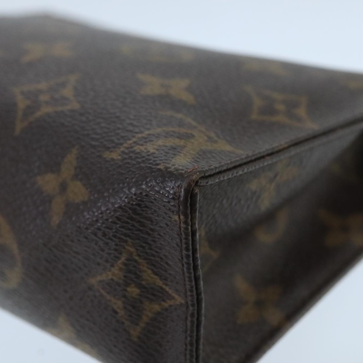 LOUIS VUITTON Monogram Poche Toilette 19 Pouch M47544 LV Auth 99818