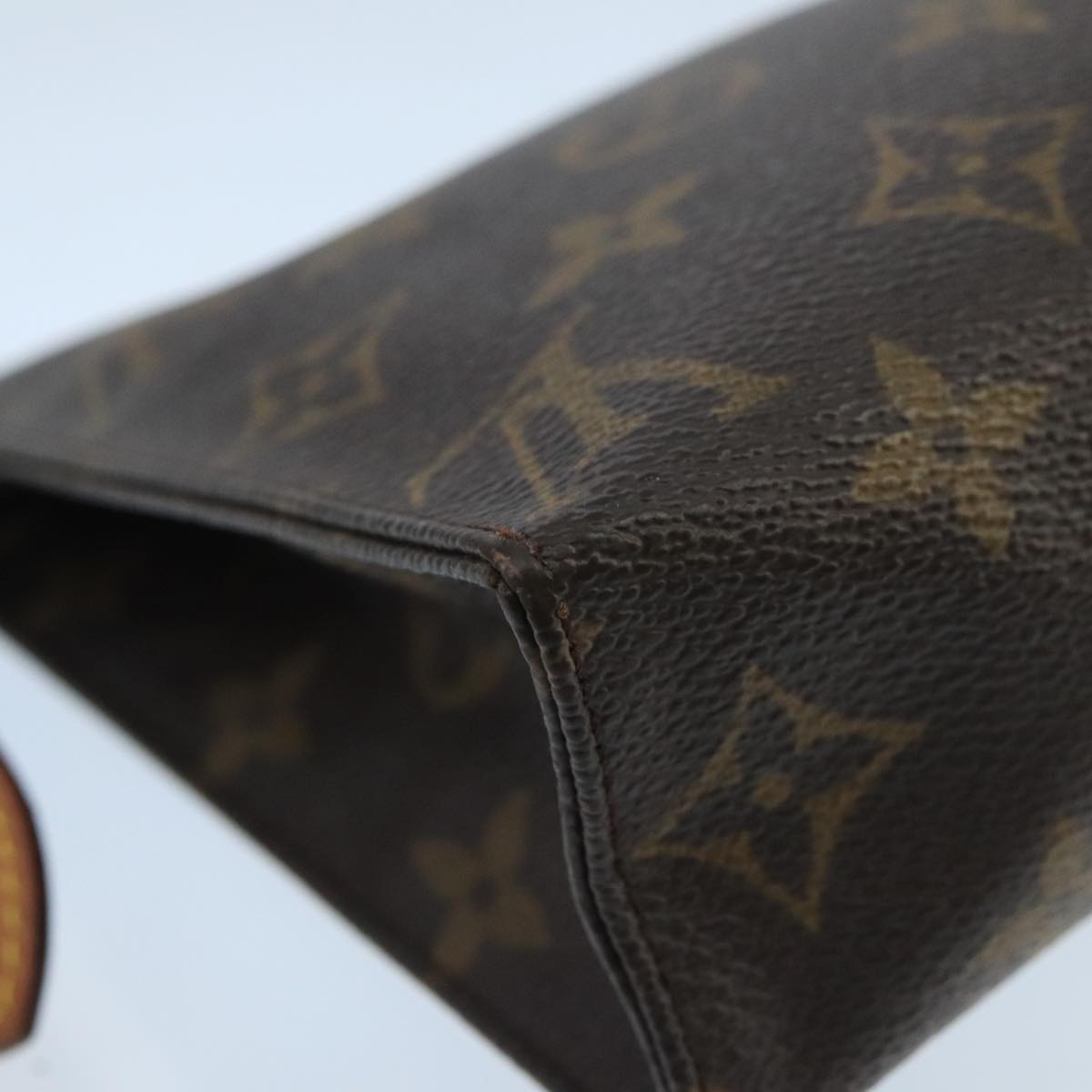 LOUIS VUITTON Monogram Poche Toilette 19 Pouch M47544 LV Auth 99818