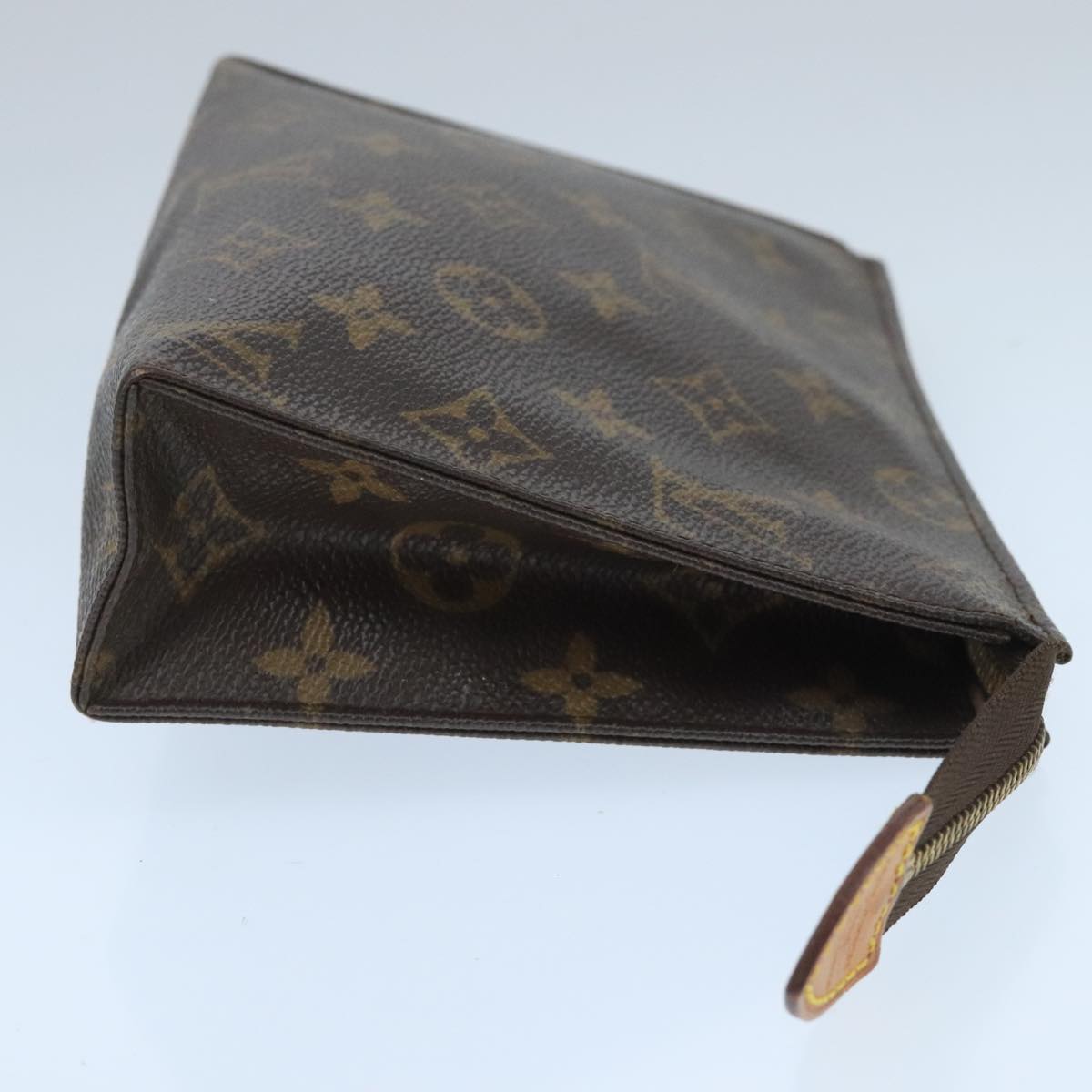 LOUIS VUITTON Monogram Poche Toilette 19 Pouch M47544 LV Auth 99818