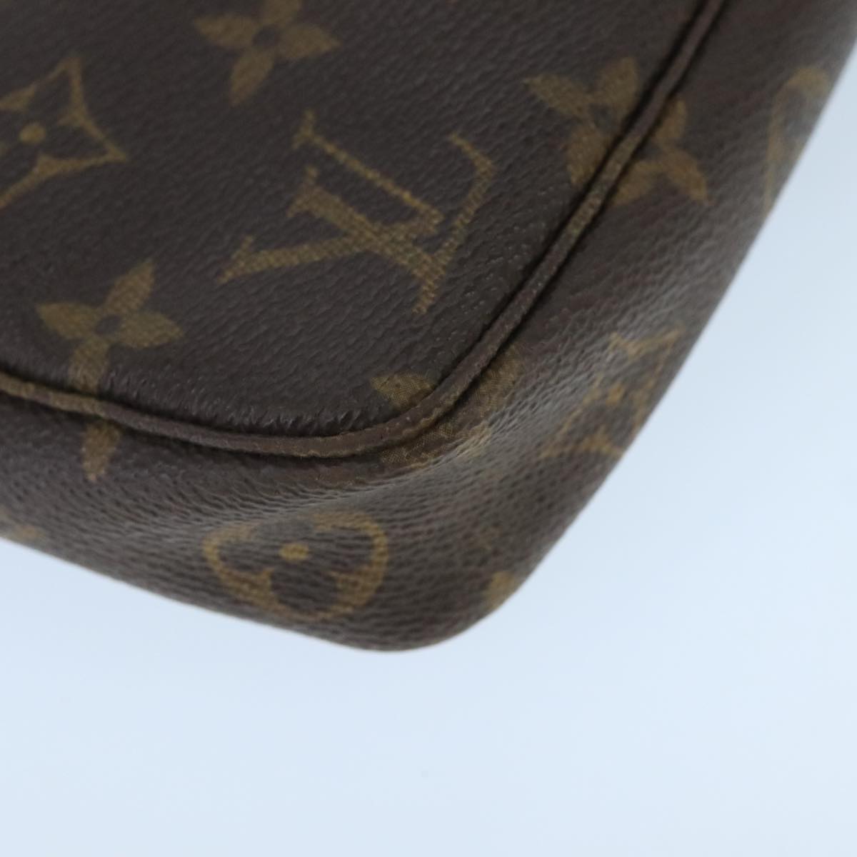 LOUIS VUITTON Monogram Pochette Accessoires Pouch M51980 LV Auth 99832