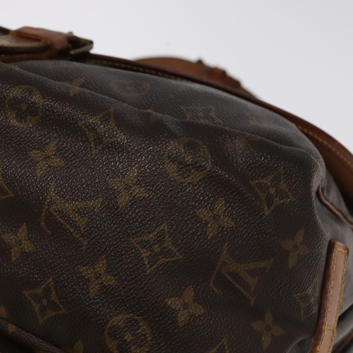 LOUIS VUITTON Monogram Saumur 35 Shoulder Bag M42254 LV Auth 99868