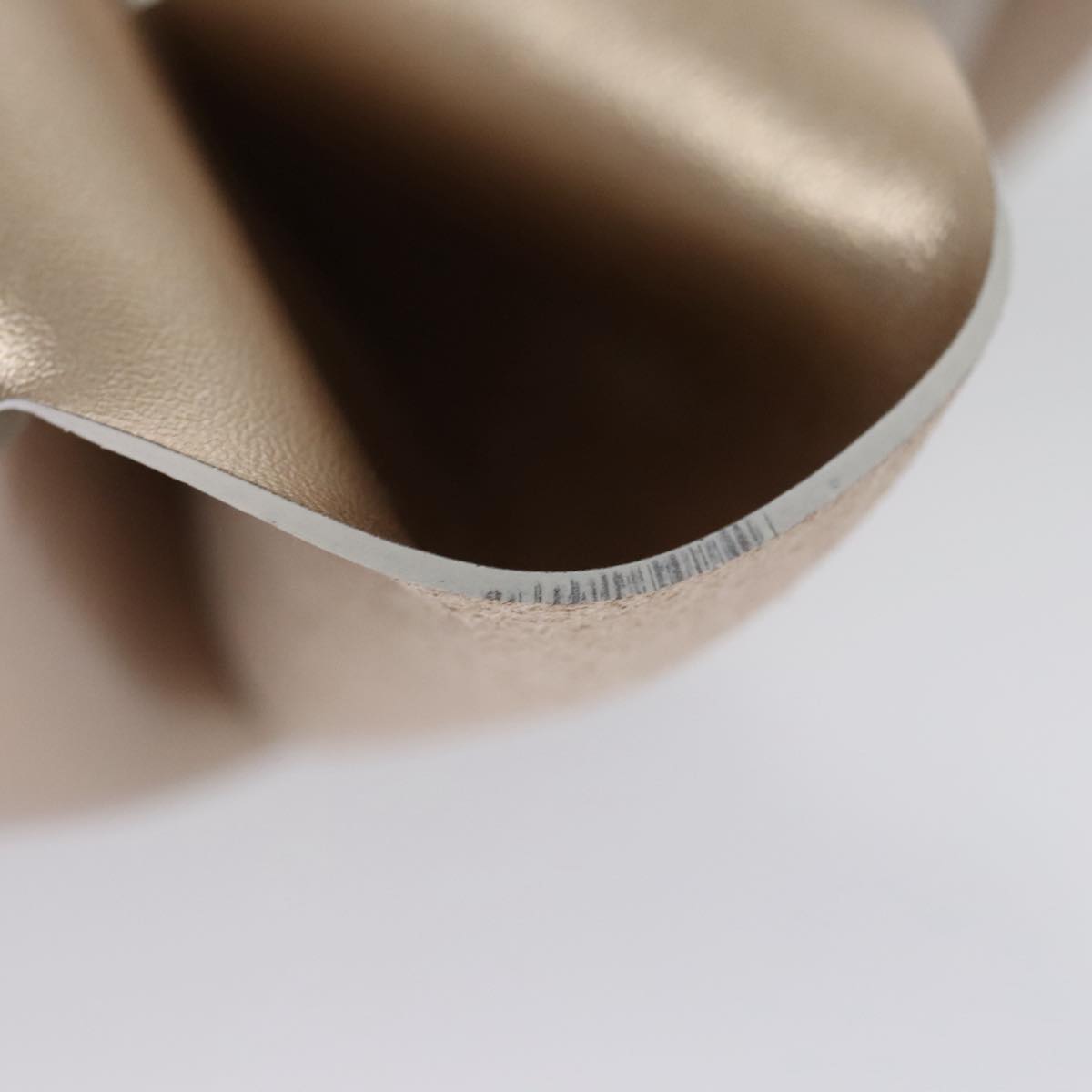 LOUIS VUITTON Origami Bowl PM Accessory Case Leather Gold R95669 LV Auth 99907A