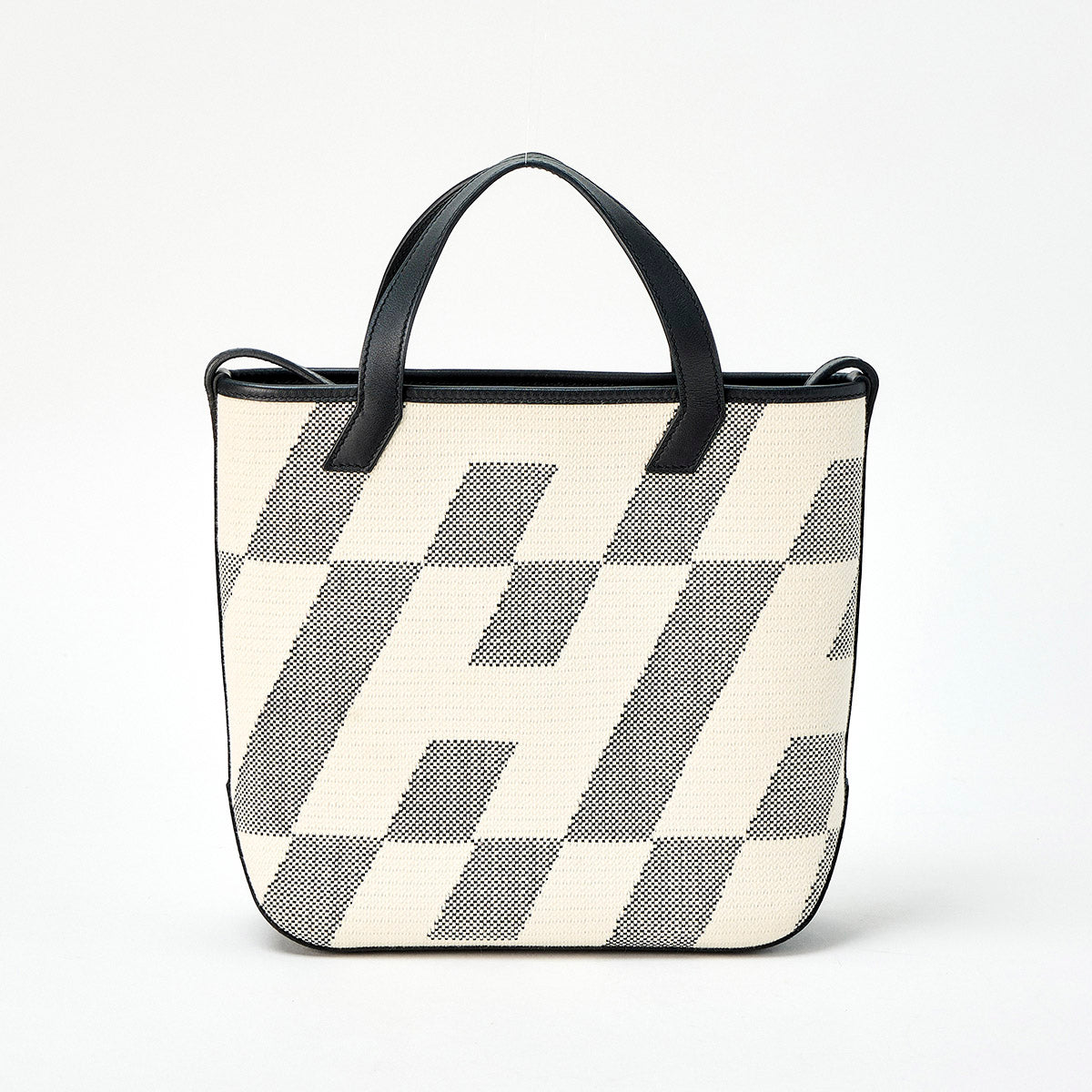 HERMES Ambier PM 2021 Z Shoulder Bag White Black Toile H Swift Leather Auth