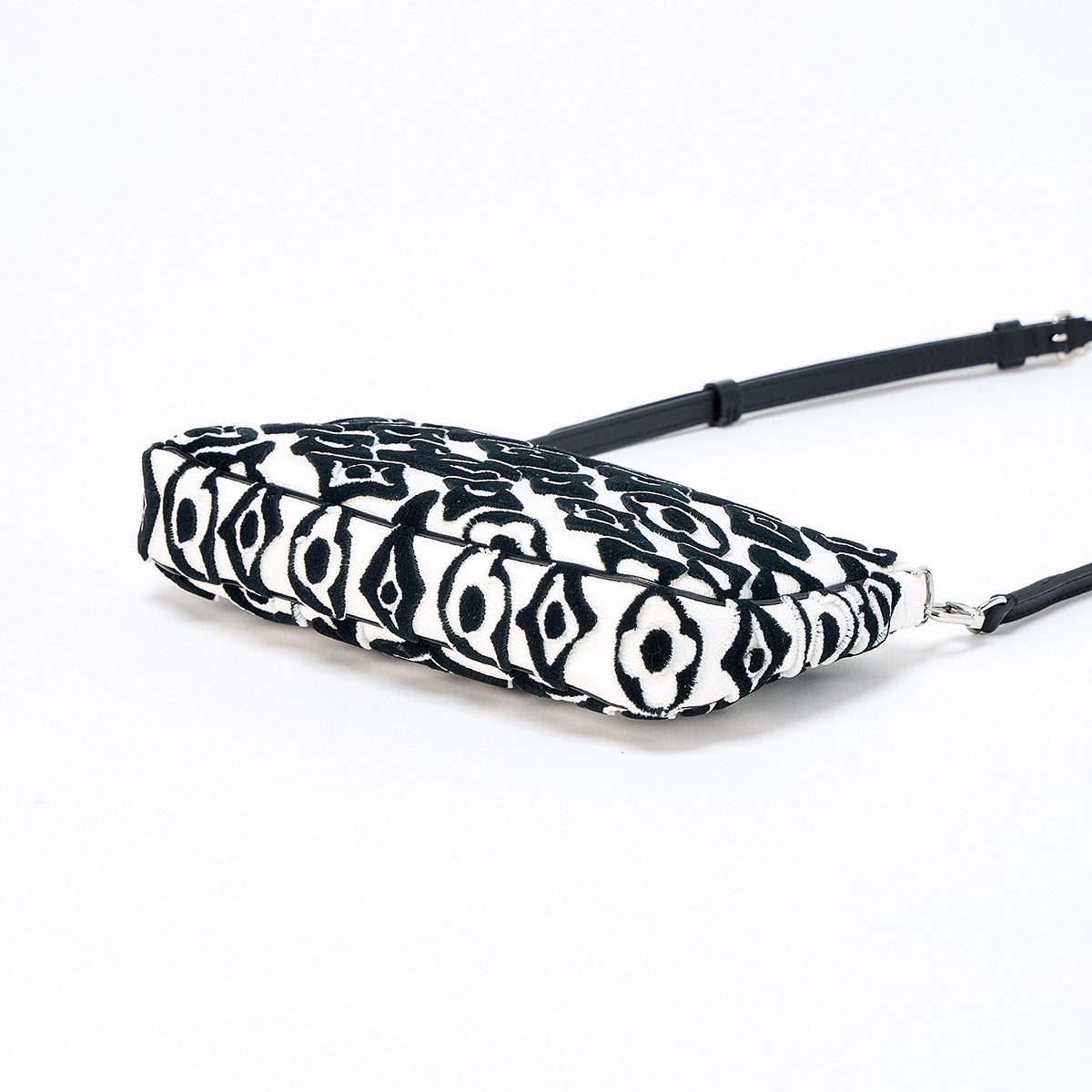 LOUIS VUITTON Pochette Accessoires Monogram 2021 Shoulder Bag White Black Silver Monogram Auth