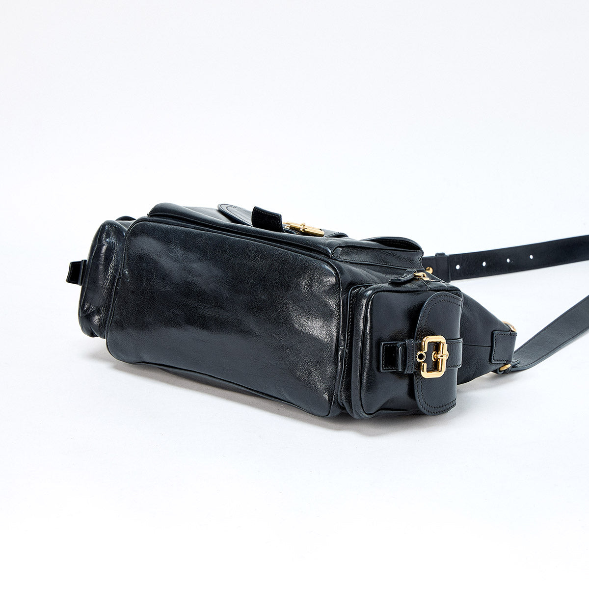 Chloe Camera Bag Hand Bag Black Gold Shiny Leather Auth