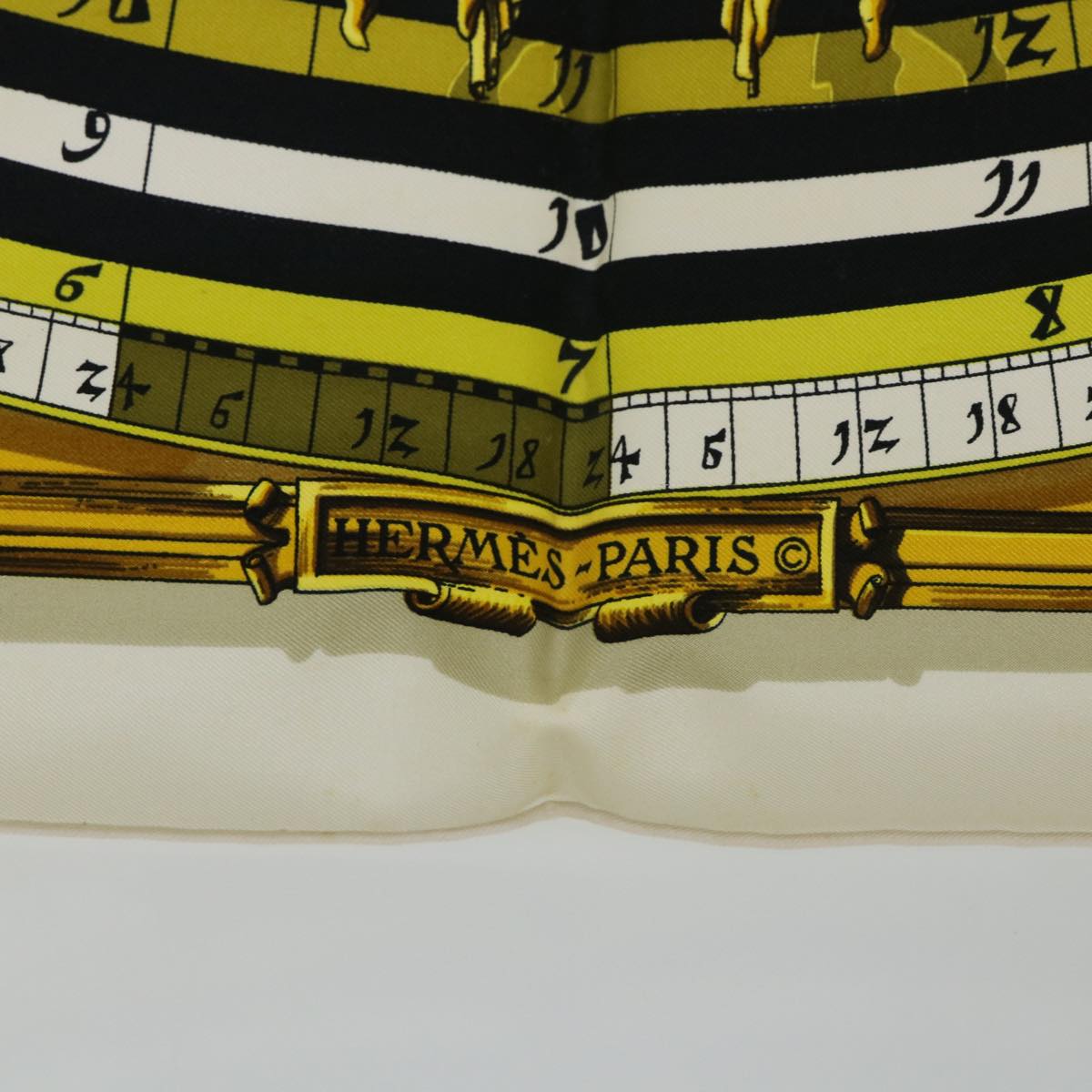 HERMES Carre 90 DIES ET HORE Scarf Silk Yellow Beige Auth ac2151