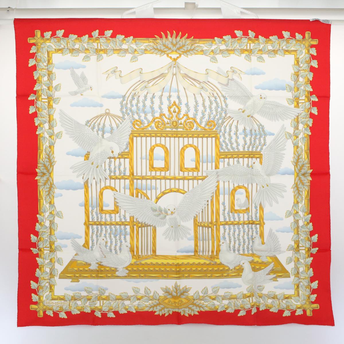 HERMES Carre 90 ENVOL Scarf Silk Red Auth ac2342