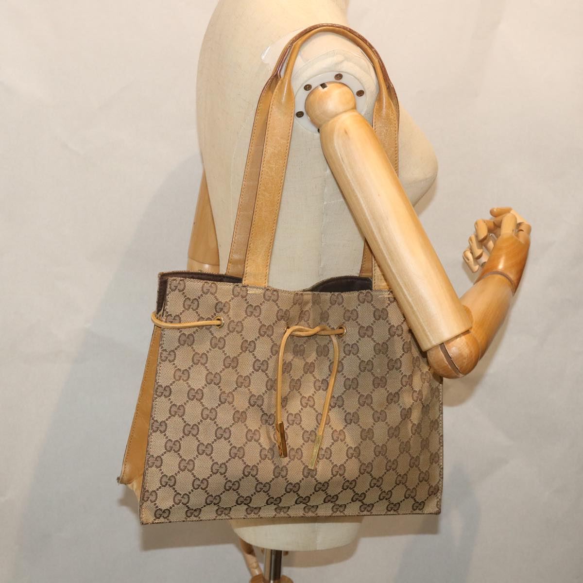 GUCCI GG Canvas Tote Bag Beige 002 1053 3754 Auth ac2355