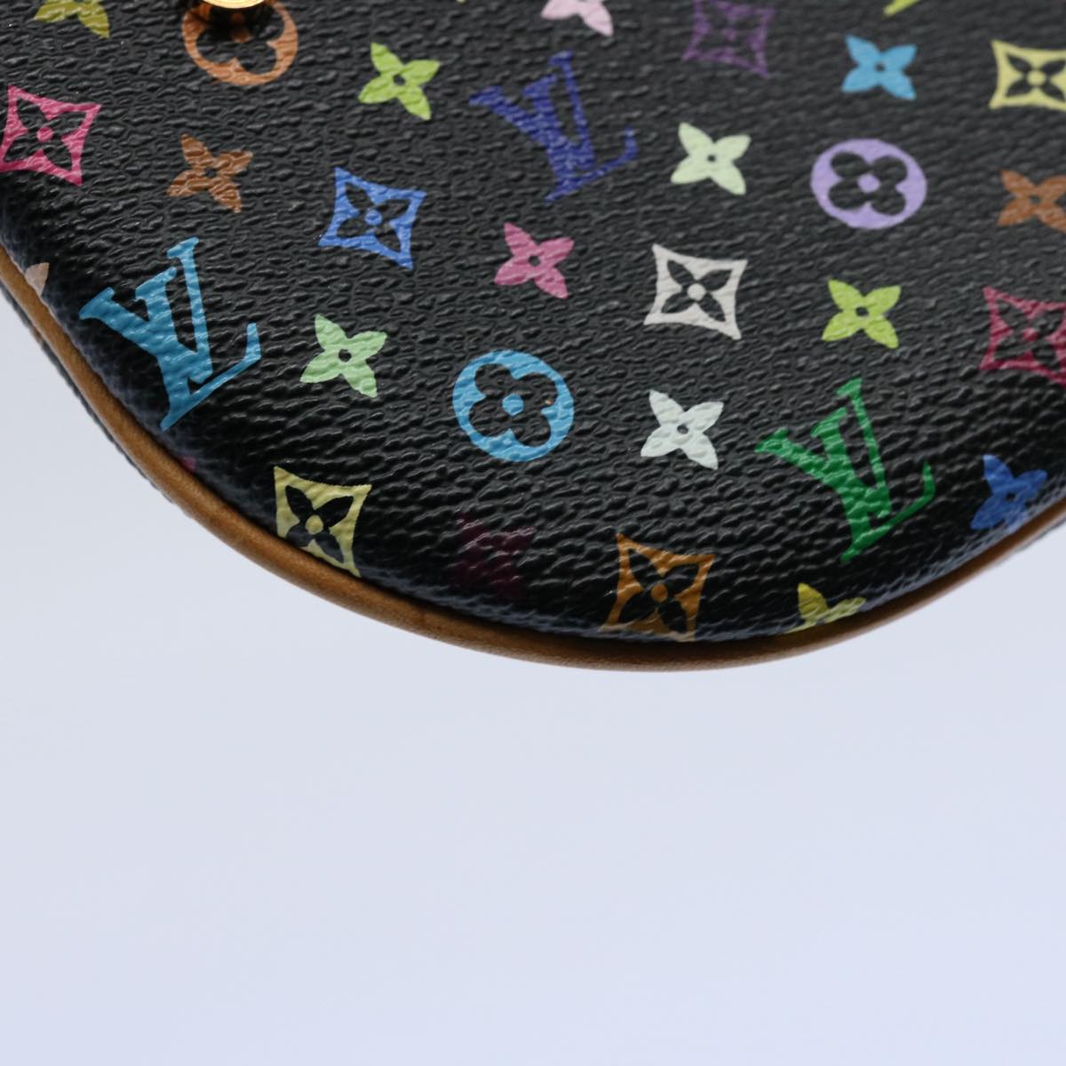 LOUIS VUITTON Multicolor Pochette MM Coin Purse Black M60031 LV Auth ac2507