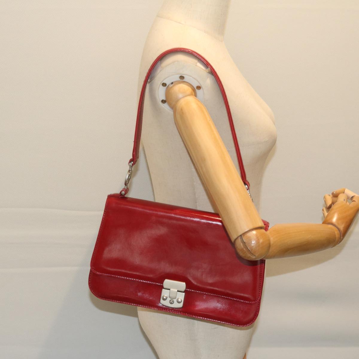 VERSACE Shoulder Bag Leather Red Auth ac2601