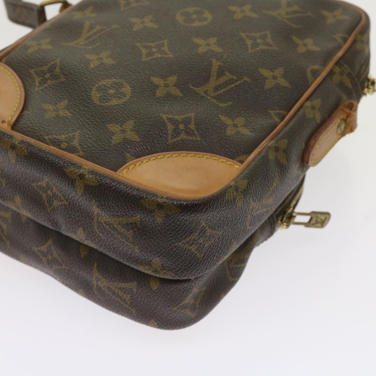 LOUIS VUITTON Monogram Amazon Shoulder Bag M45236 LV Auth ac2640