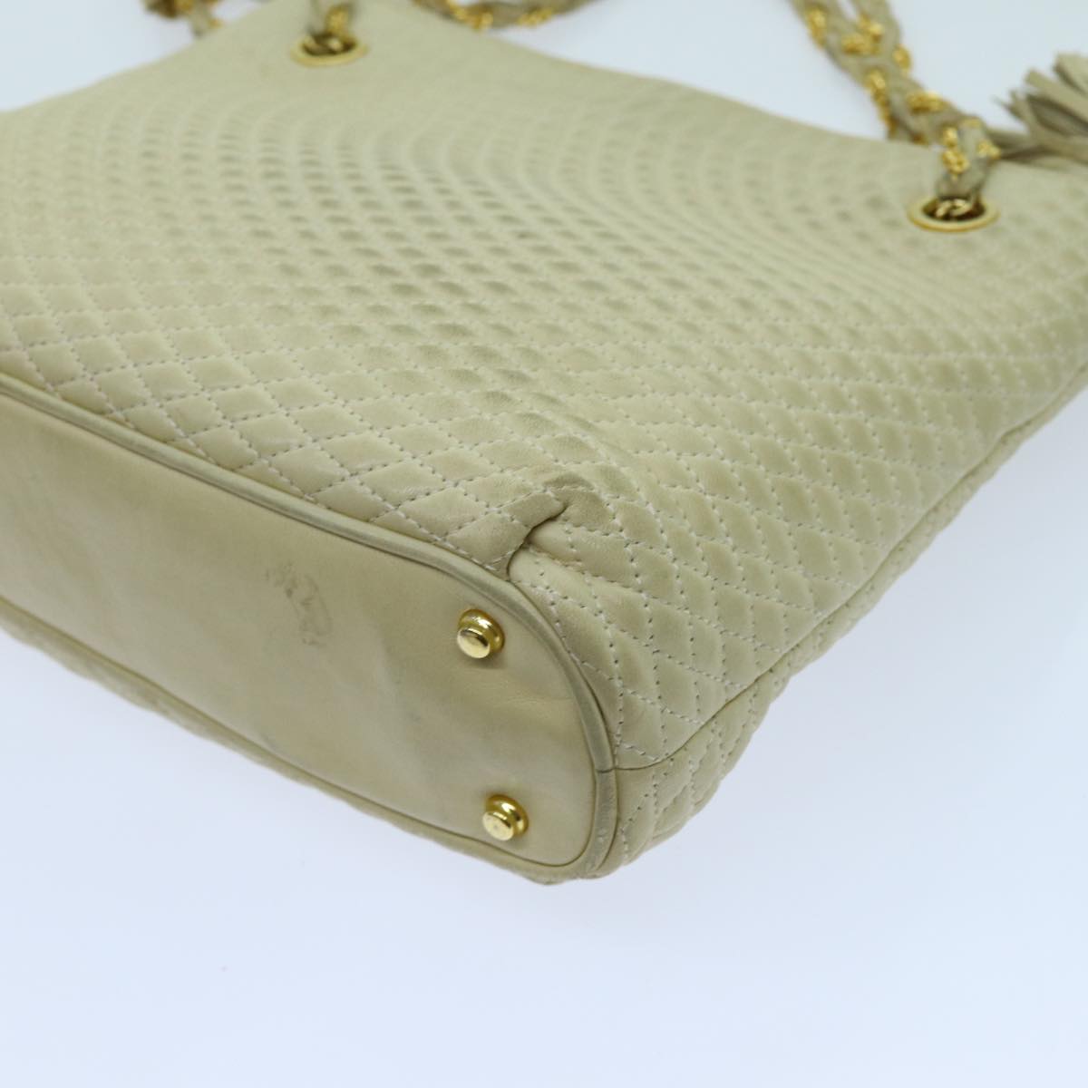 BALLY Quilted Chain Shoulder Bag Leather Beige Auth ac2905